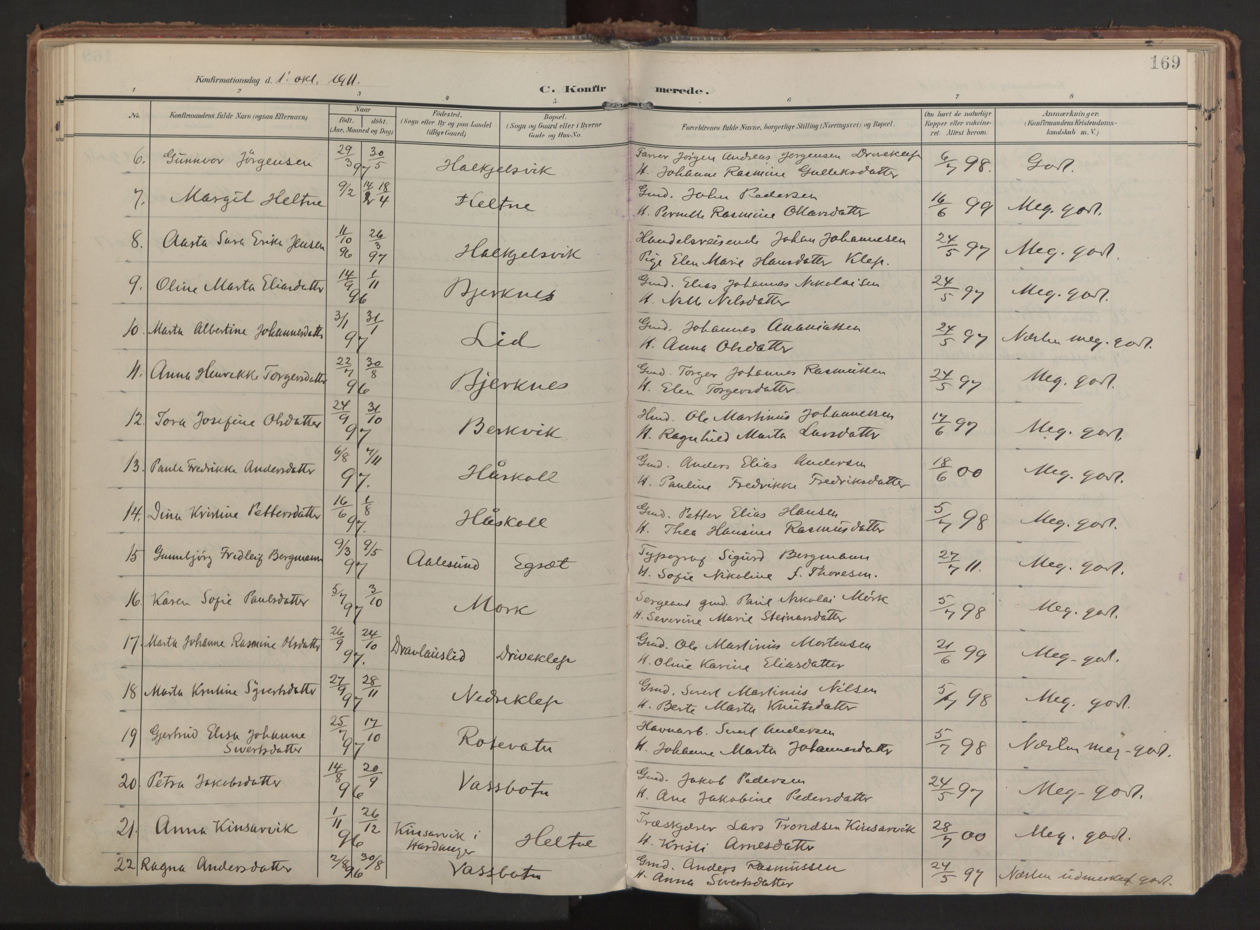 Ministerialprotokoller, klokkerbøker og fødselsregistre - Møre og Romsdal, AV/SAT-A-1454/511/L0144: Parish register (official) no. 511A11, 1906-1923, p. 169