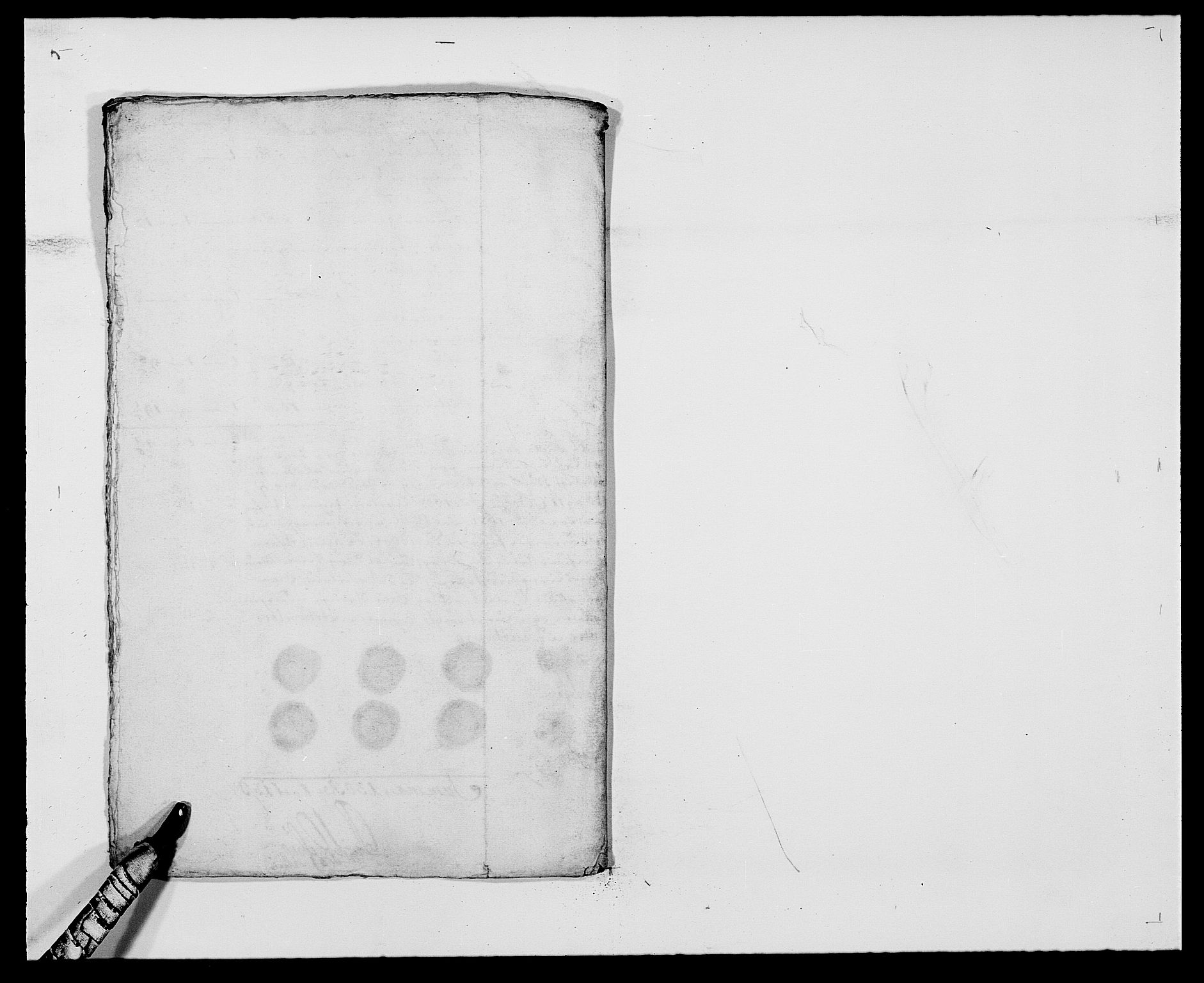 Rentekammeret inntil 1814, Reviderte regnskaper, Fogderegnskap, RA/EA-4092/R24/L1569: Fogderegnskap Numedal og Sandsvær, 1679-1686, p. 350