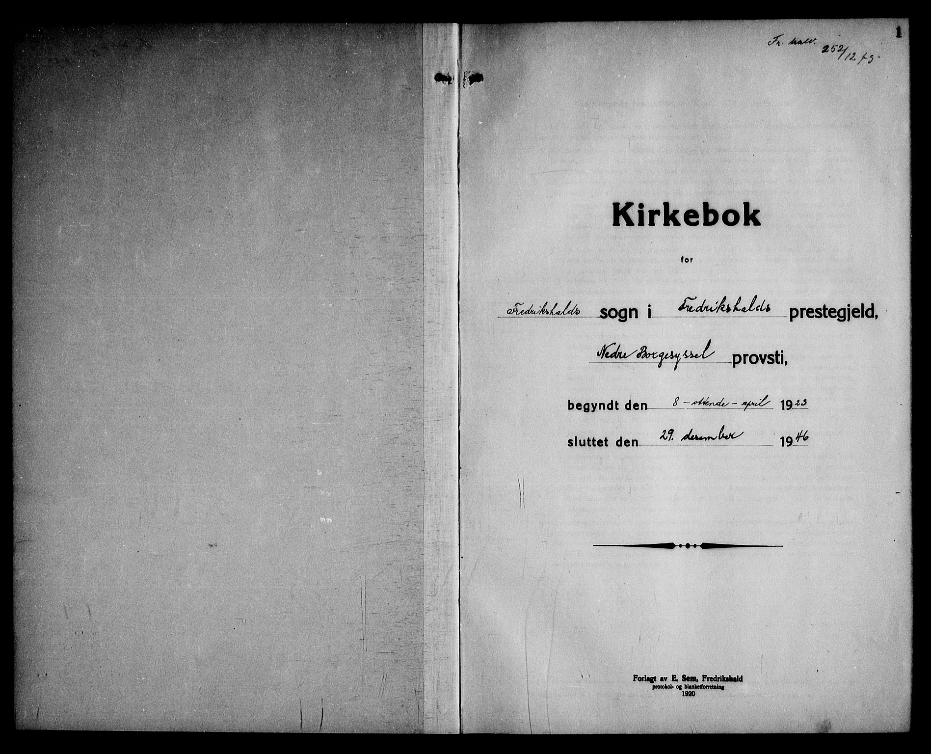 Halden prestekontor Kirkebøker, SAO/A-10909/G/Ga/L0012: Parish register (copy) no. 12, 1923-1946, p. 1