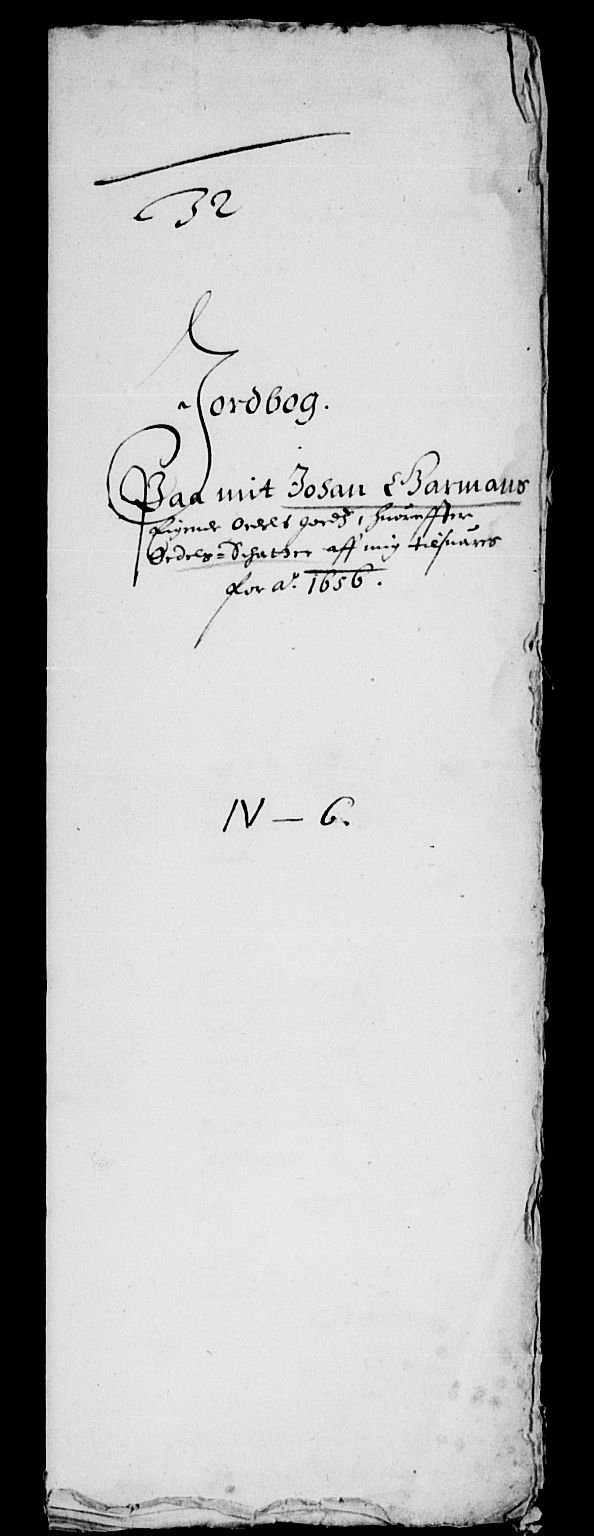 Rentekammeret inntil 1814, Reviderte regnskaper, Lensregnskaper, AV/RA-EA-5023/R/Rb/Rba/L0238: Akershus len, 1656-1657