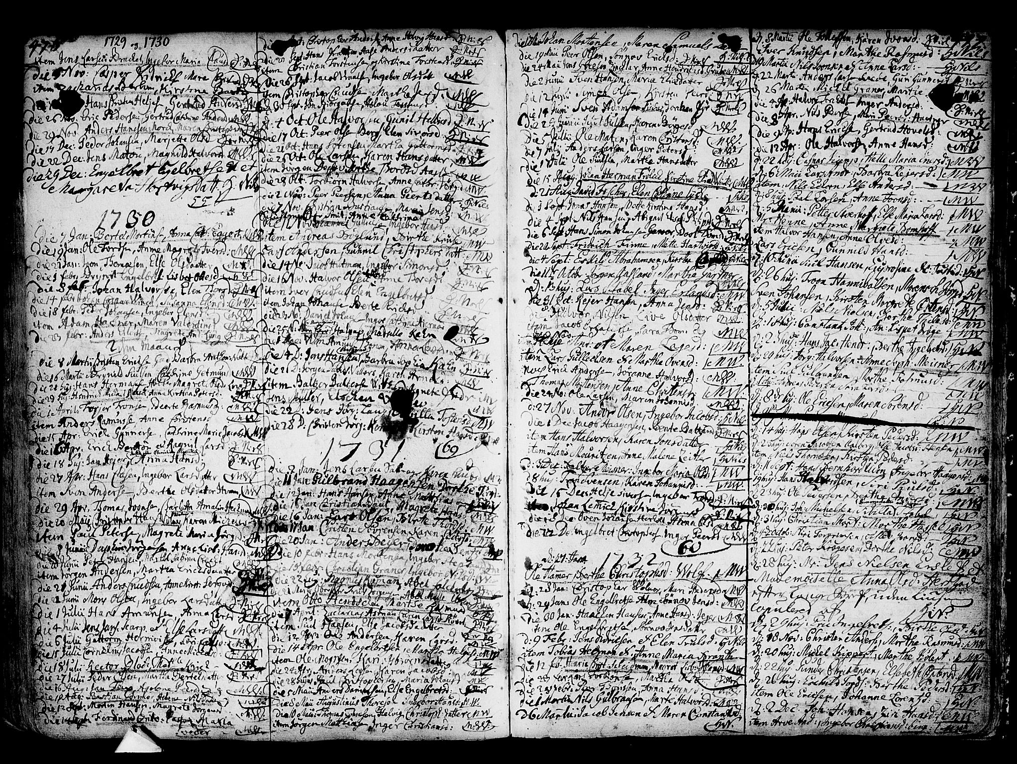 Kongsberg kirkebøker, SAKO/A-22/F/Fa/L0002: Parish register (official) no. I 2, 1721-1743, p. 476-477