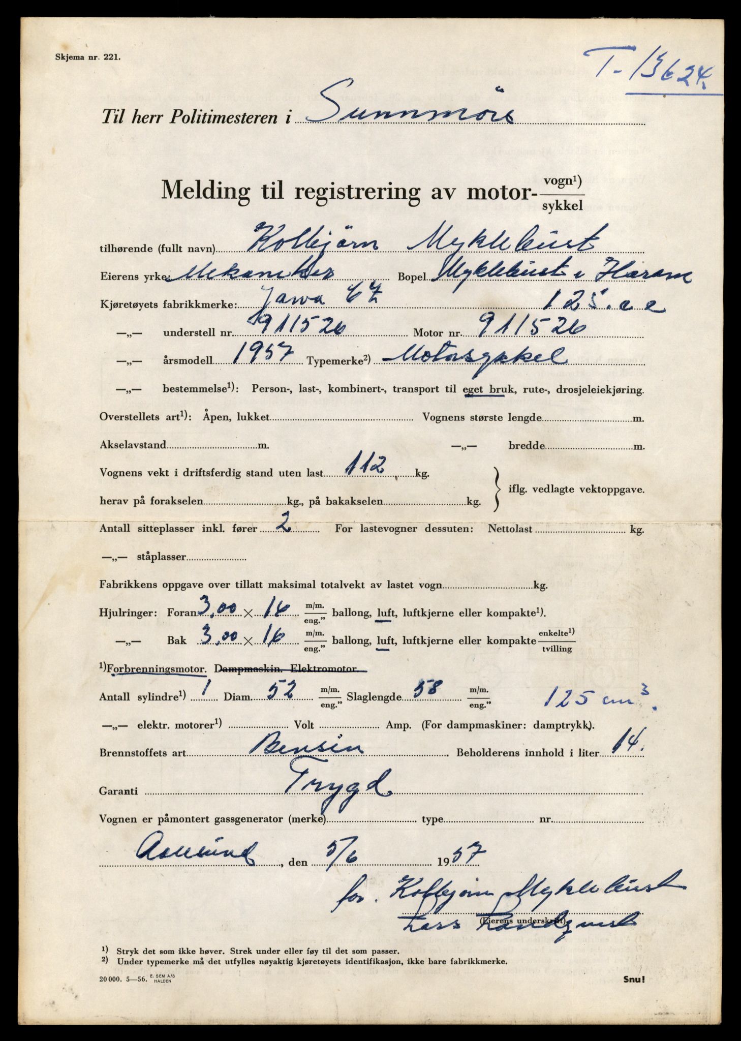 Møre og Romsdal vegkontor - Ålesund trafikkstasjon, AV/SAT-A-4099/F/Fe/L0040: Registreringskort for kjøretøy T 13531 - T 13709, 1927-1998, p. 1645