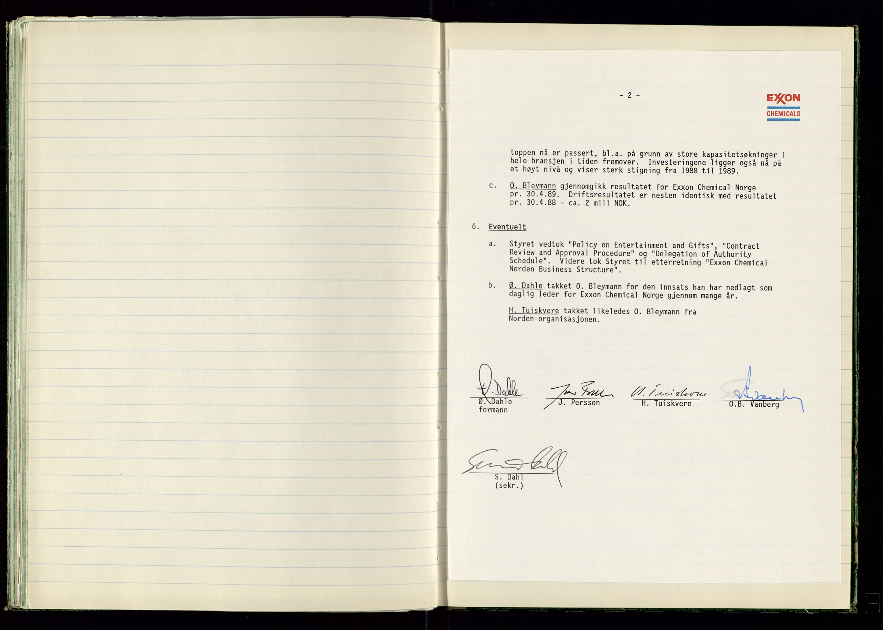 PA 1538 - Exxon Chemical Norge A/S, SAST/A-101958/A/Aa/L0001/0001: Generalforsamlinger og styreprotokoller / Styreprotokoll, 1966-1996