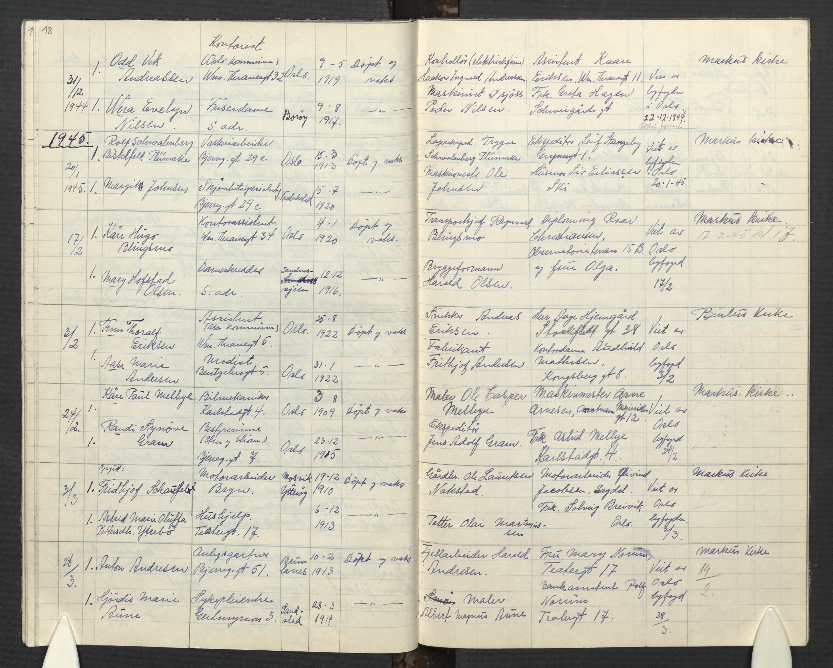 Gamle Aker prestekontor Kirkebøker, SAO/A-10617a/F/L0023: Parish register (official) no. 23, 1942-1946, p. 18