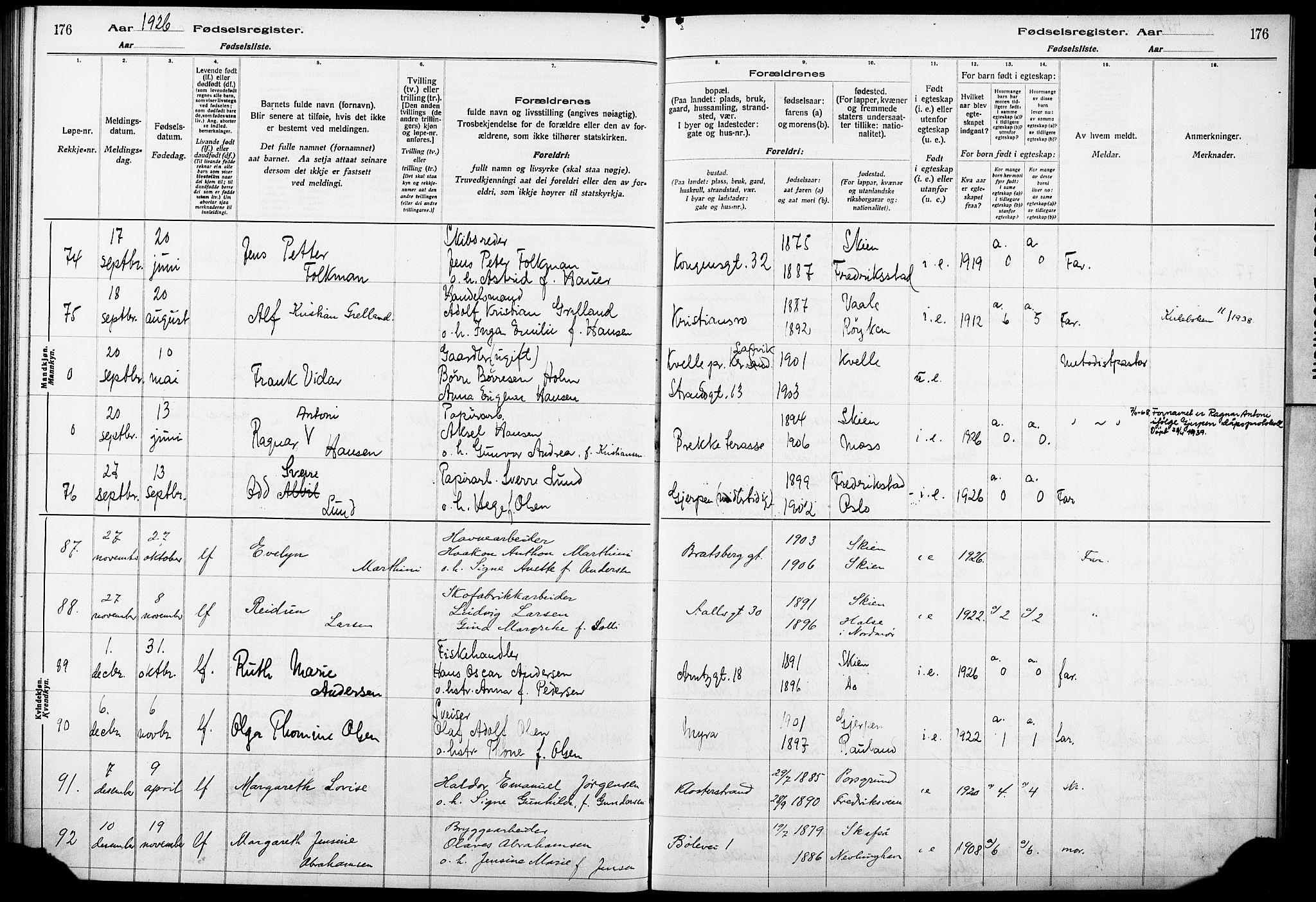 Skien kirkebøker, AV/SAKO-A-302/J/Ja/L0002: Birth register no. 2, 1921-1927, p. 176