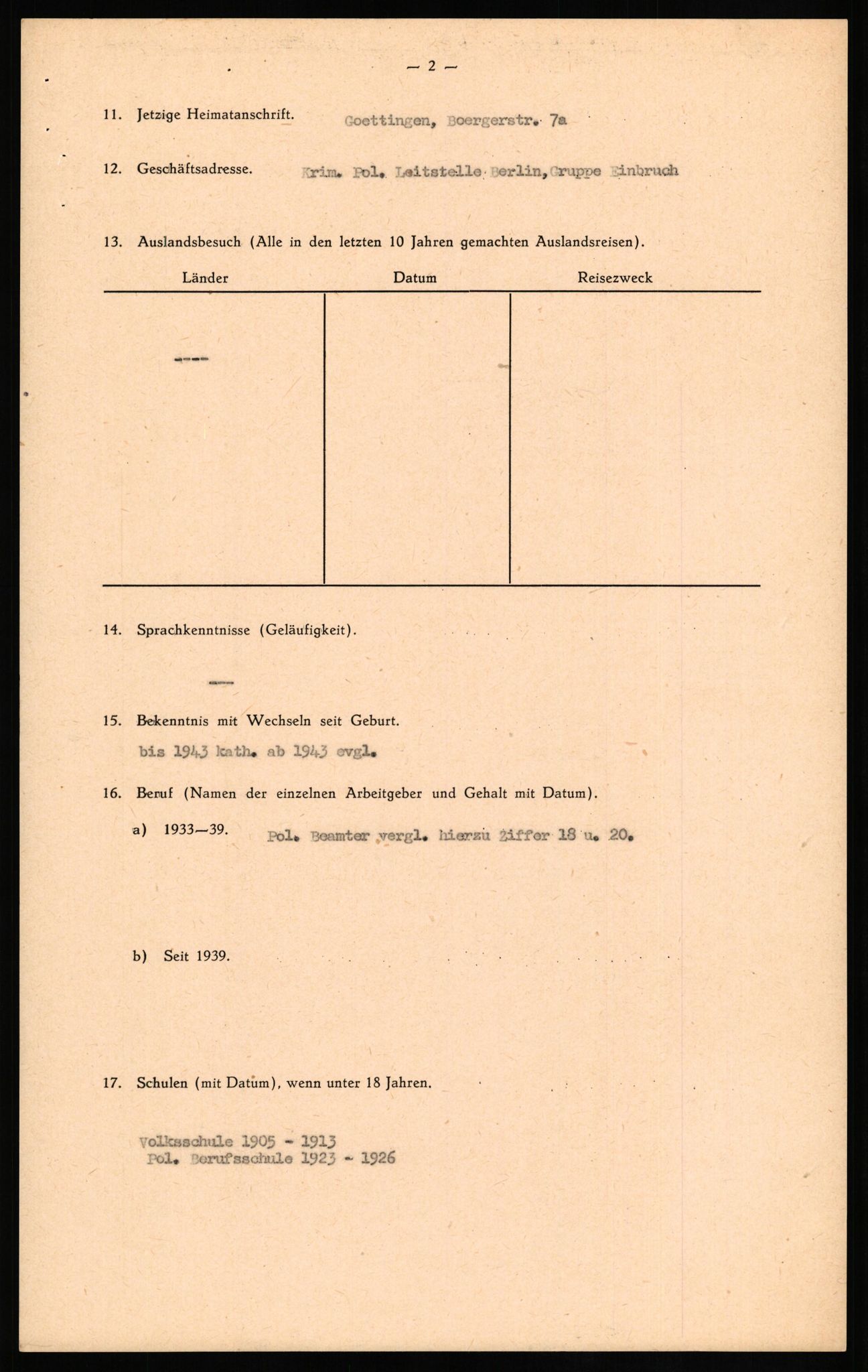 Forsvaret, Forsvarets overkommando II, AV/RA-RAFA-3915/D/Db/L0019: CI Questionaires. Tyske okkupasjonsstyrker i Norge. Tyskere., 1945-1946, p. 4