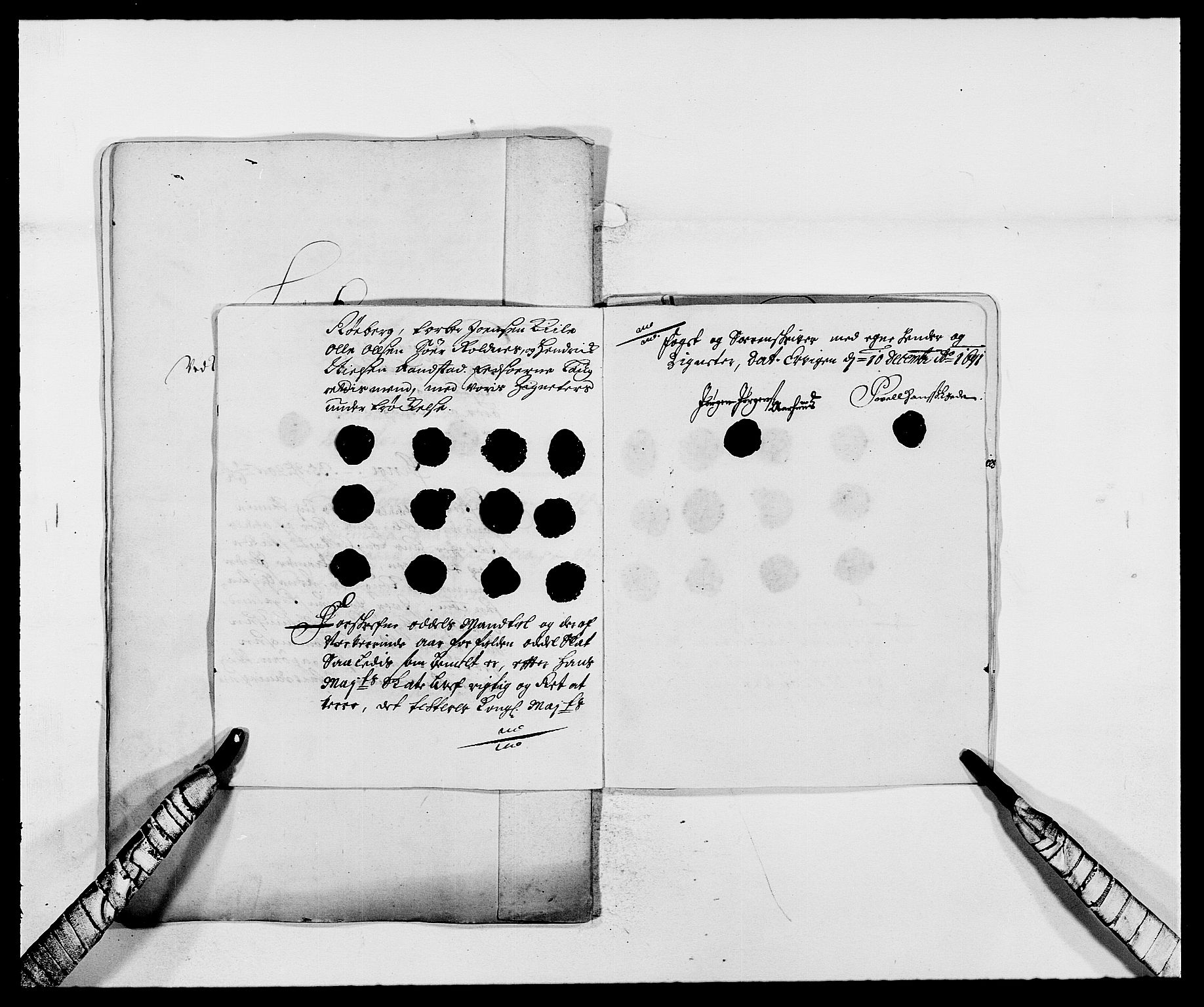 Rentekammeret inntil 1814, Reviderte regnskaper, Fogderegnskap, RA/EA-4092/R68/L4752: Fogderegnskap Senja og Troms, 1691-1693, p. 58