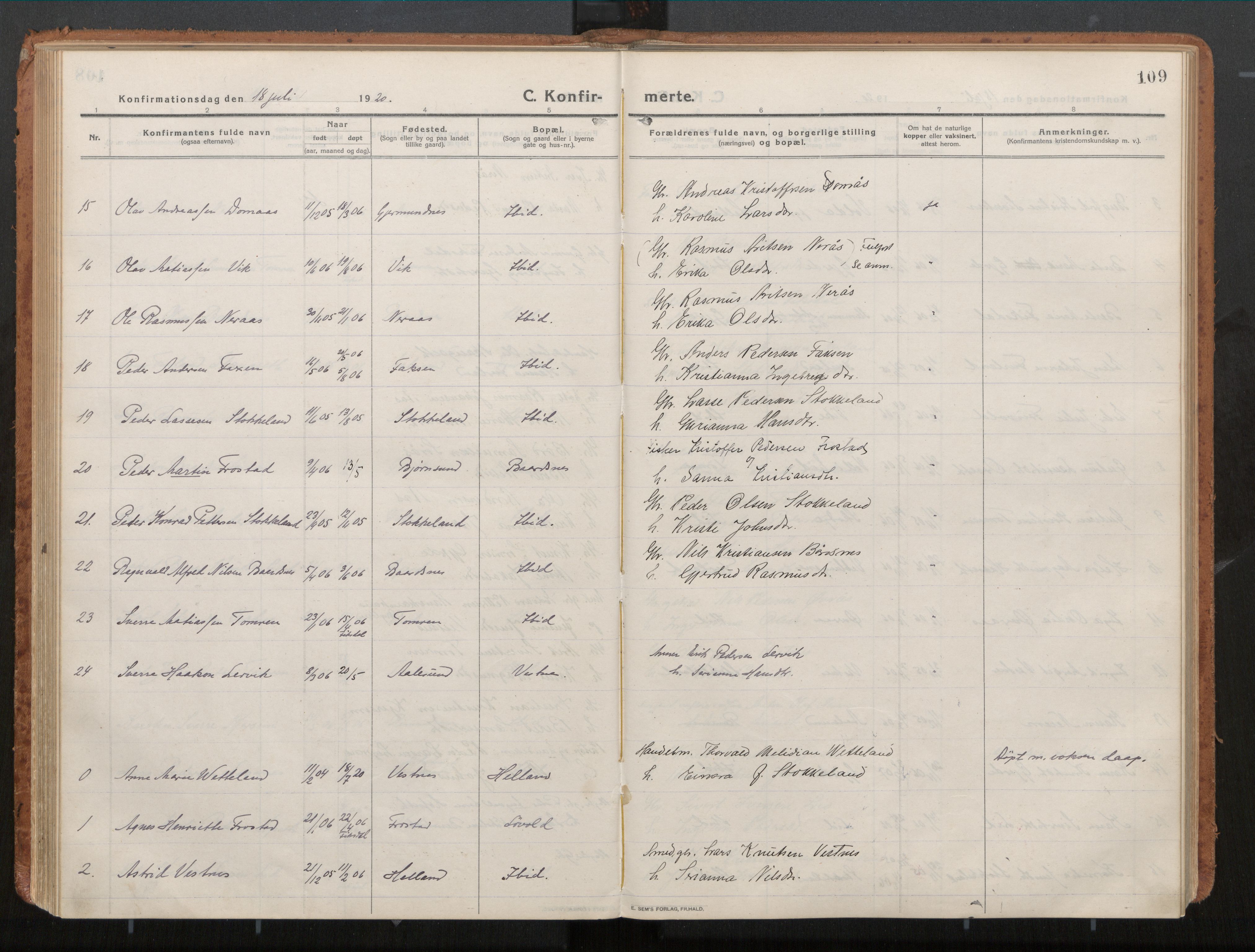 Ministerialprotokoller, klokkerbøker og fødselsregistre - Møre og Romsdal, AV/SAT-A-1454/539/L0534a: Parish register (official) no. 539A08, 1912-1935, p. 109