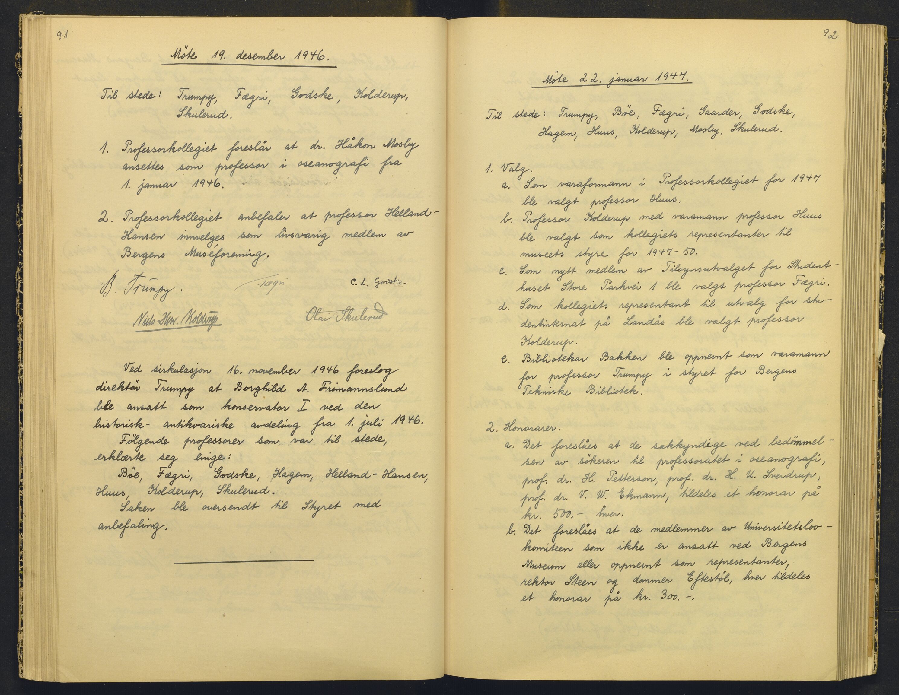 Bergens Museum, AV/SAB-A-17301/18/A/L0004: Professorkollegiets møtebok med register , 1945-1949, p. 91-92