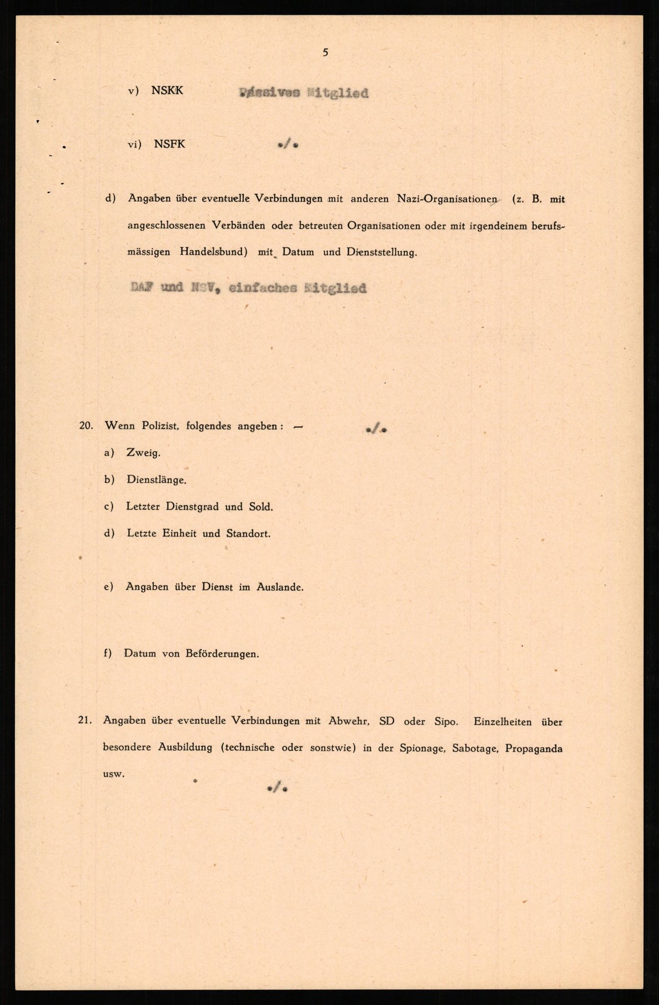 Forsvaret, Forsvarets overkommando II, AV/RA-RAFA-3915/D/Db/L0023: CI Questionaires. Tyske okkupasjonsstyrker i Norge. Tyskere., 1945-1946, p. 327