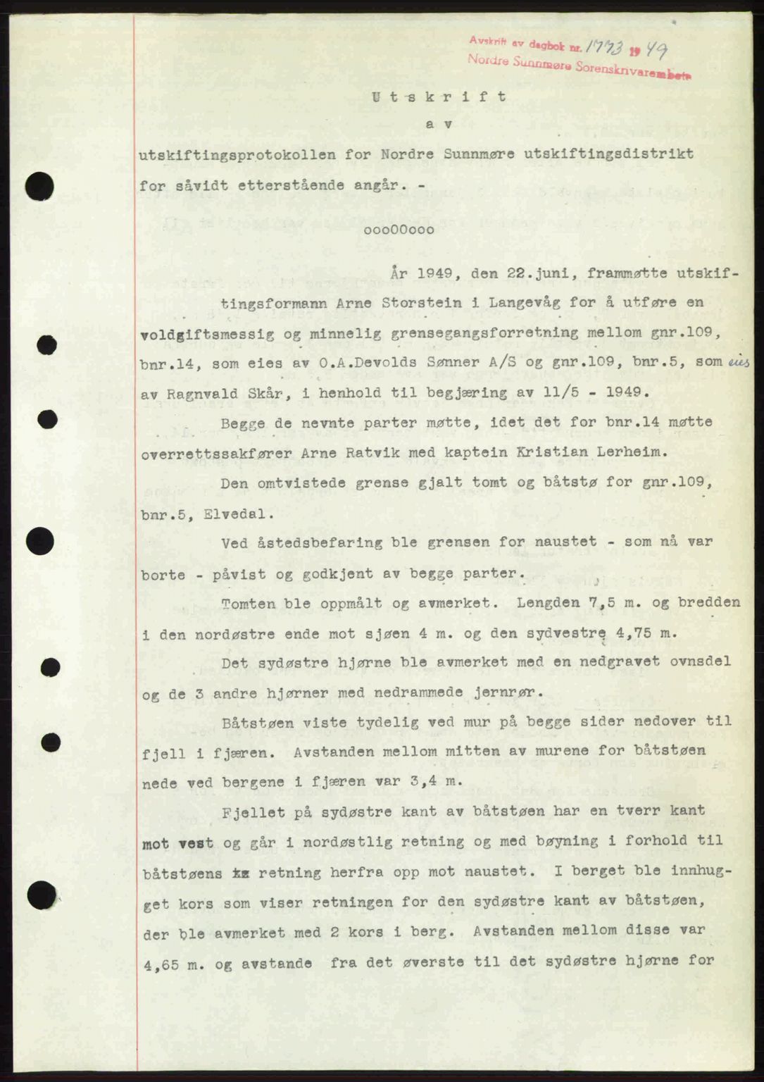 Nordre Sunnmøre sorenskriveri, AV/SAT-A-0006/1/2/2C/2Ca: Mortgage book no. A31, 1949-1949, Diary no: : 1773/1949