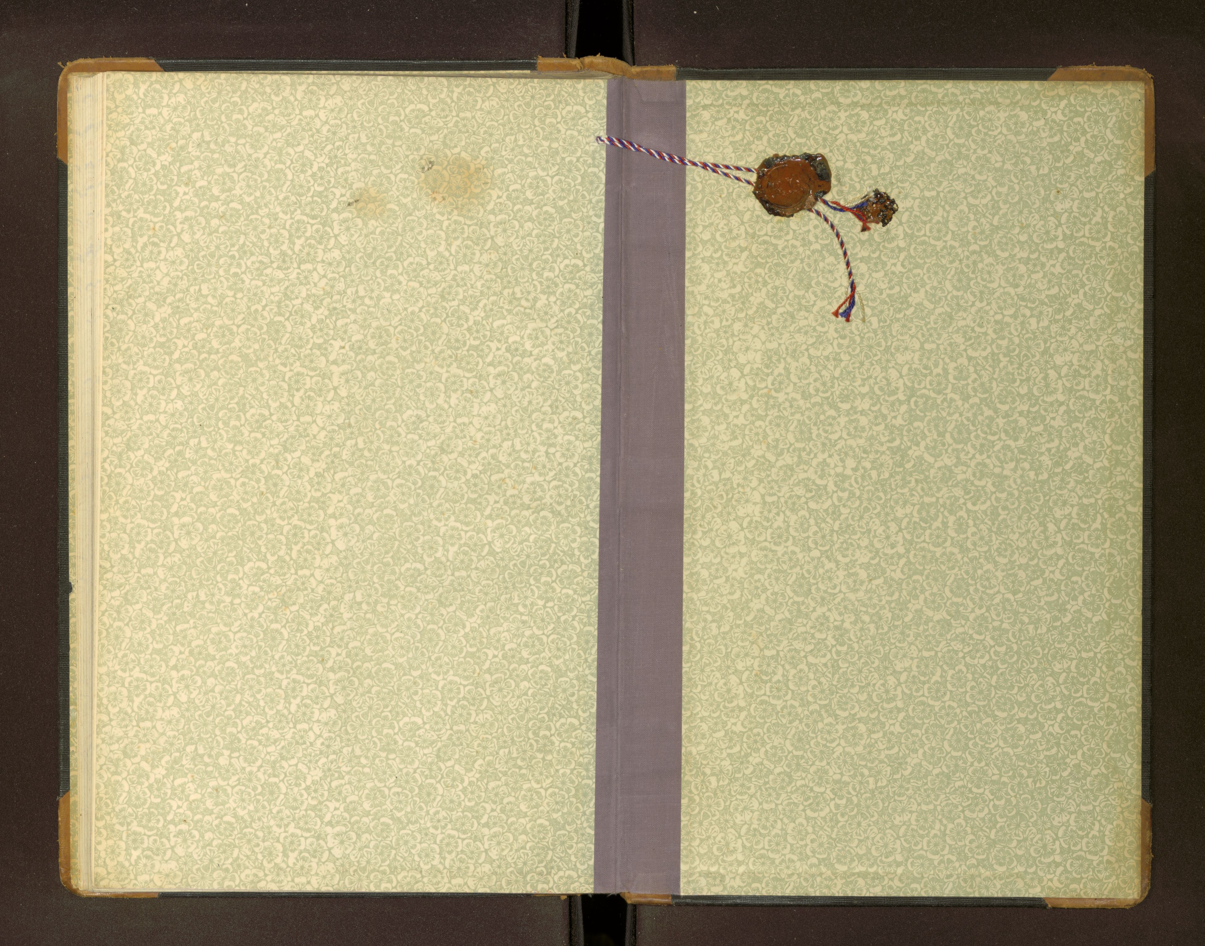 Ministerialprotokoller, klokkerbøker og fødselsregistre - Møre og Romsdal, AV/SAT-A-1454/503/L0040: Dagsregister nr. 503---, 1932-1947