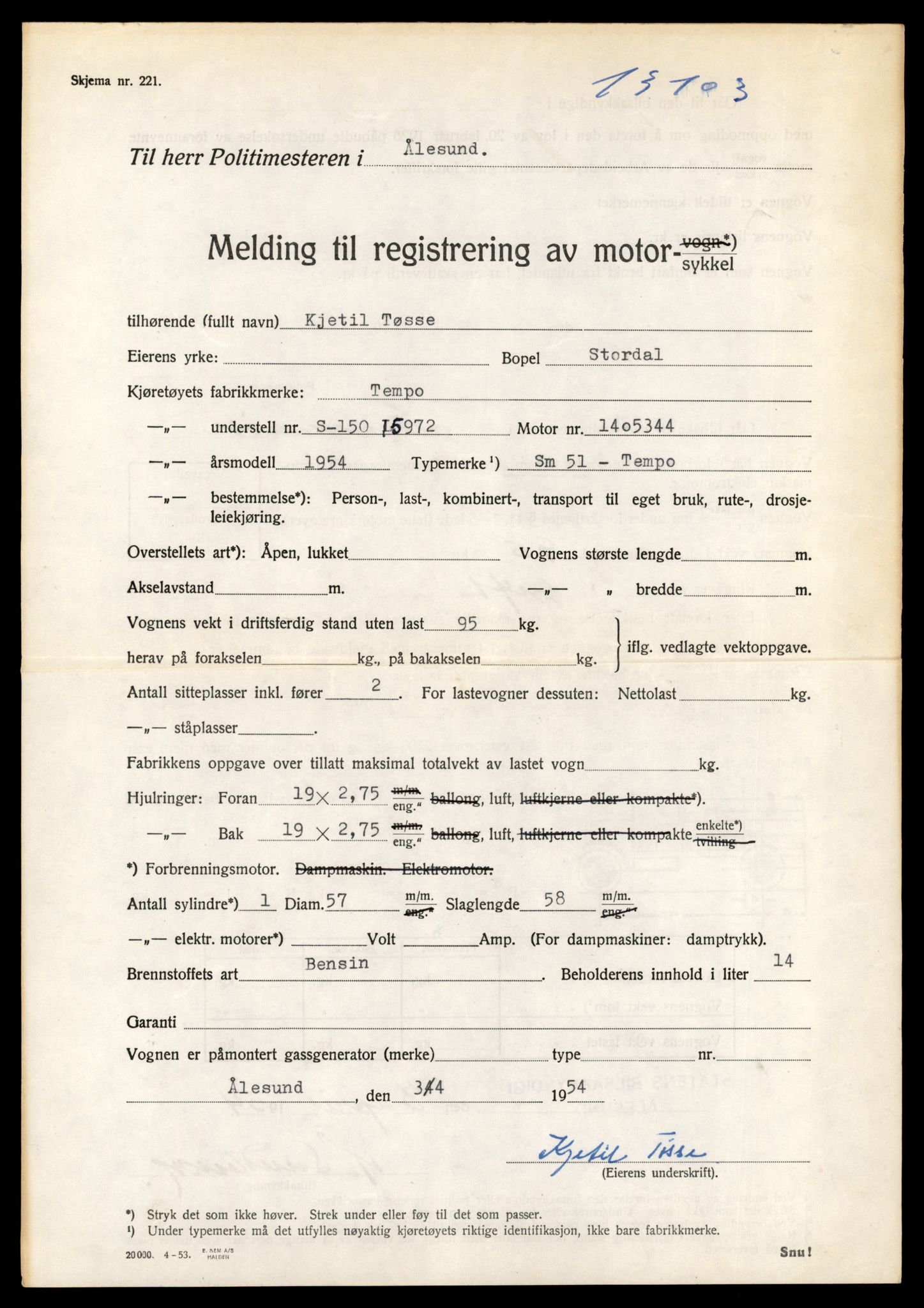 Møre og Romsdal vegkontor - Ålesund trafikkstasjon, AV/SAT-A-4099/F/Fe/L0037: Registreringskort for kjøretøy T 13031 - T 13179, 1927-1998, s. 1460