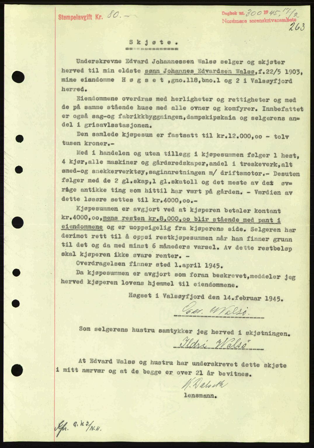 Nordmøre sorenskriveri, SAT/A-4132/1/2/2Ca: Pantebok nr. A99, 1945-1945, Dagboknr: 300/1945