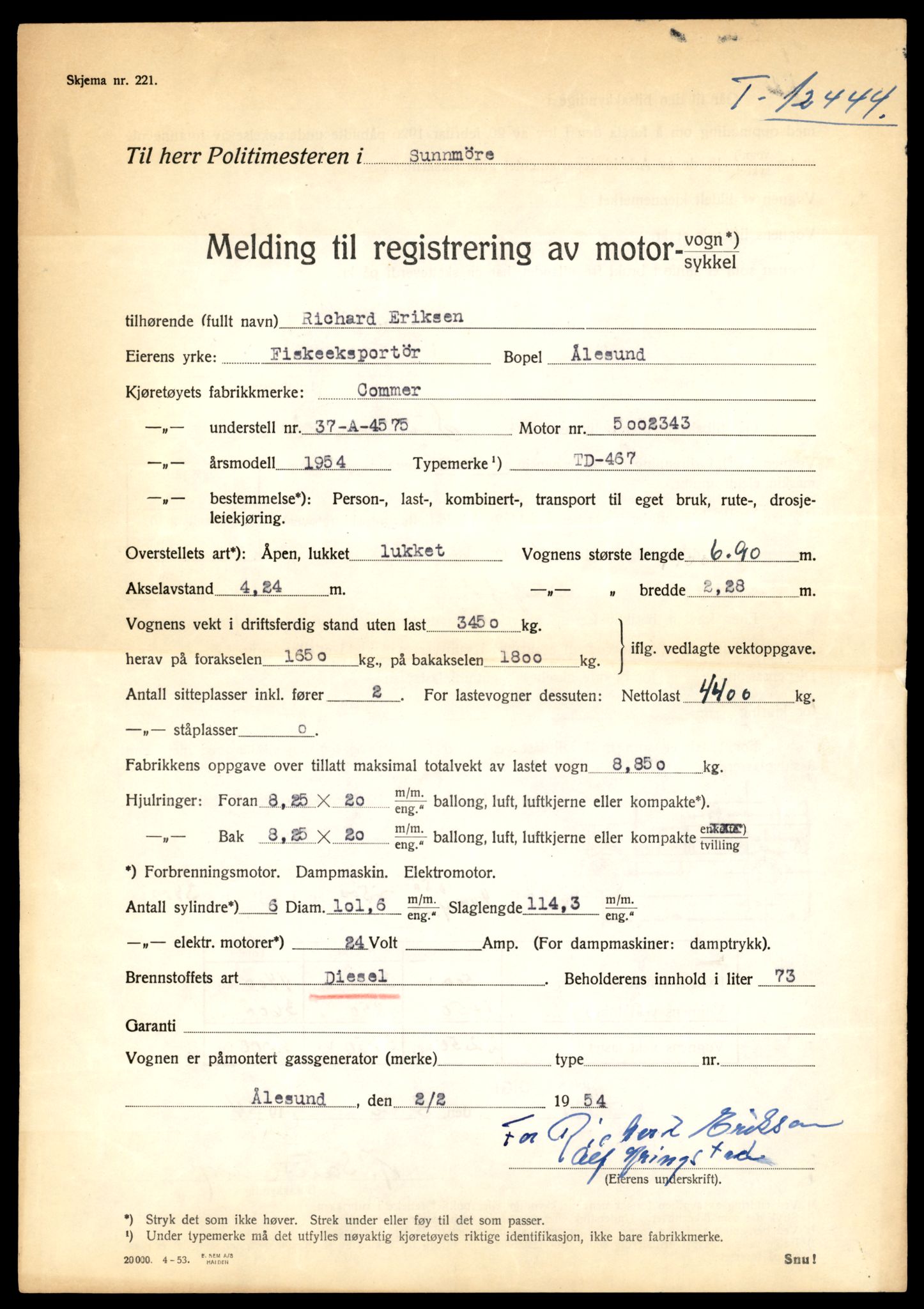 Møre og Romsdal vegkontor - Ålesund trafikkstasjon, AV/SAT-A-4099/F/Fe/L0032: Registreringskort for kjøretøy T 11997 - T 12149, 1927-1998, s. 437