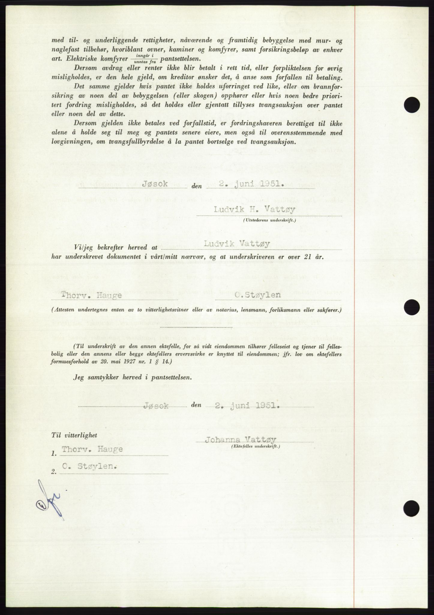 Søre Sunnmøre sorenskriveri, AV/SAT-A-4122/1/2/2C/L0120: Pantebok nr. 8B, 1951-1951, Dagboknr: 1011/1951