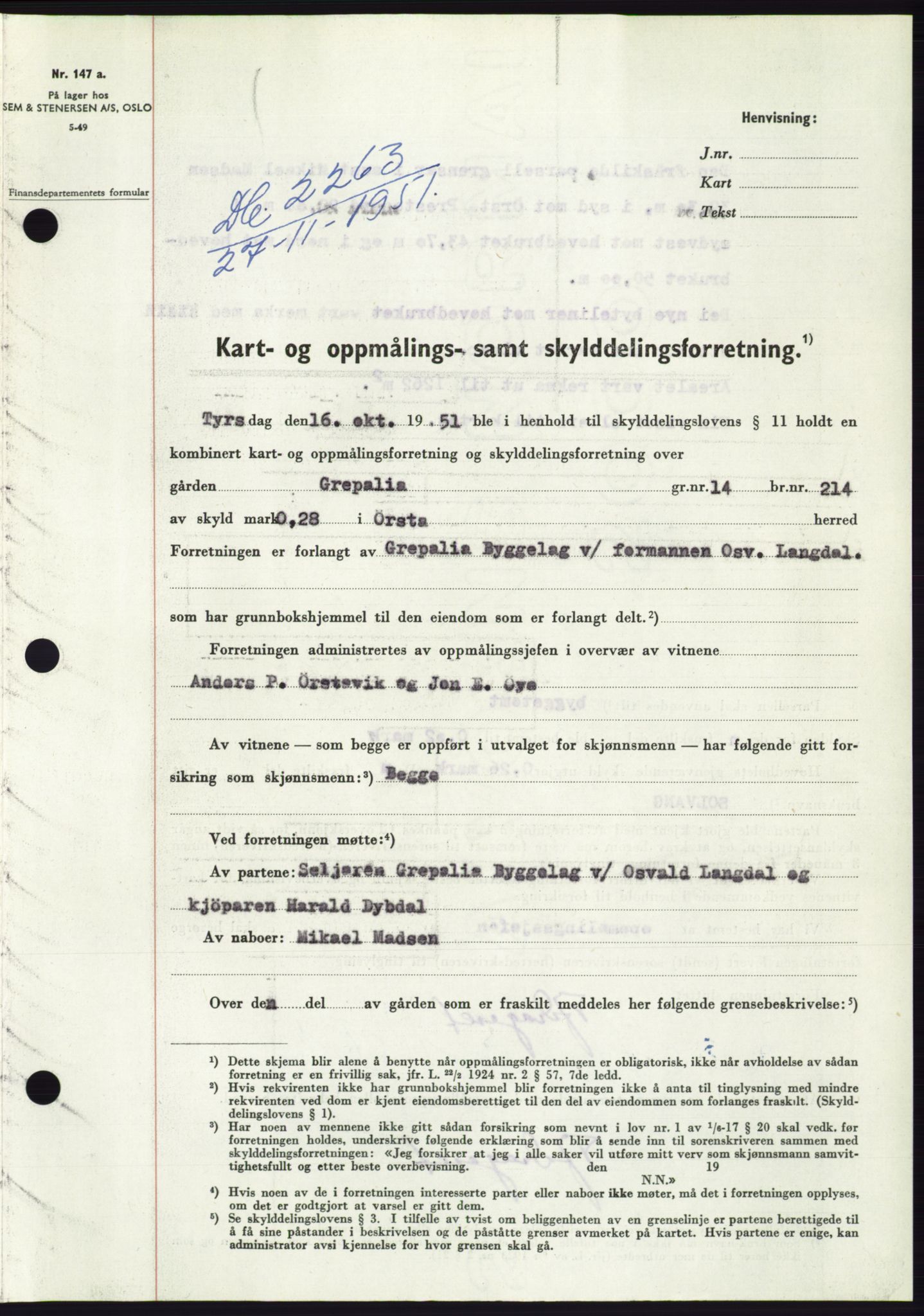 Søre Sunnmøre sorenskriveri, AV/SAT-A-4122/1/2/2C/L0090: Pantebok nr. 16A, 1951-1951, Dagboknr: 2263/1951