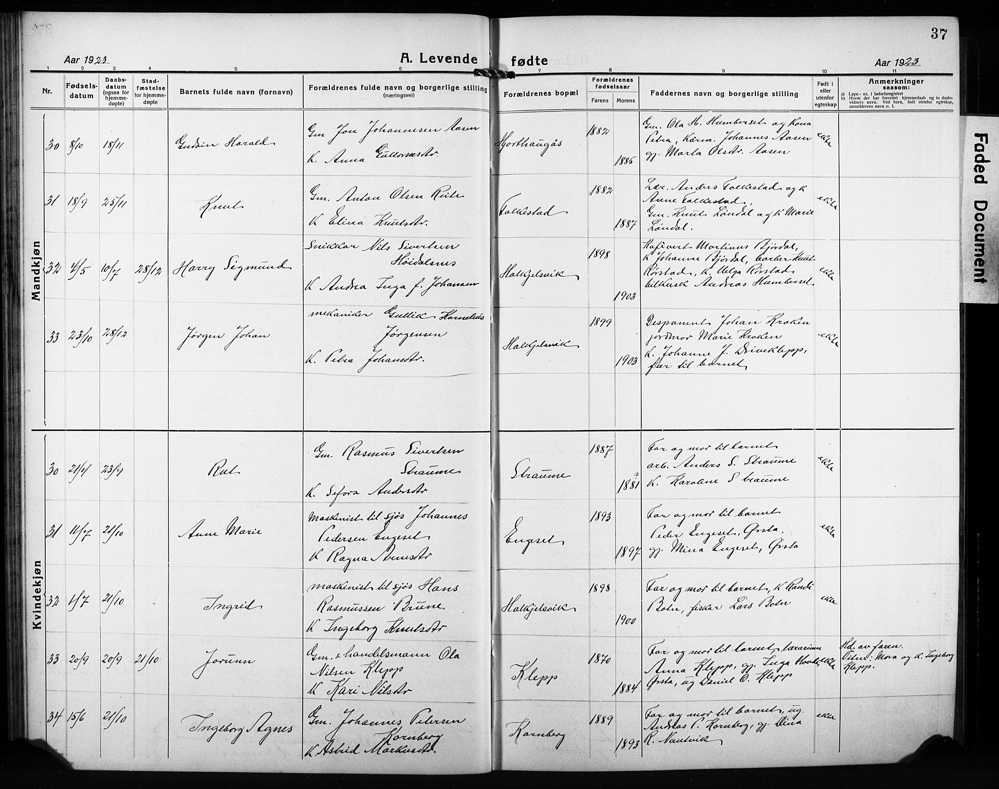 Ministerialprotokoller, klokkerbøker og fødselsregistre - Møre og Romsdal, AV/SAT-A-1454/511/L0160: Klokkerbok nr. 511C06, 1920-1932, s. 37