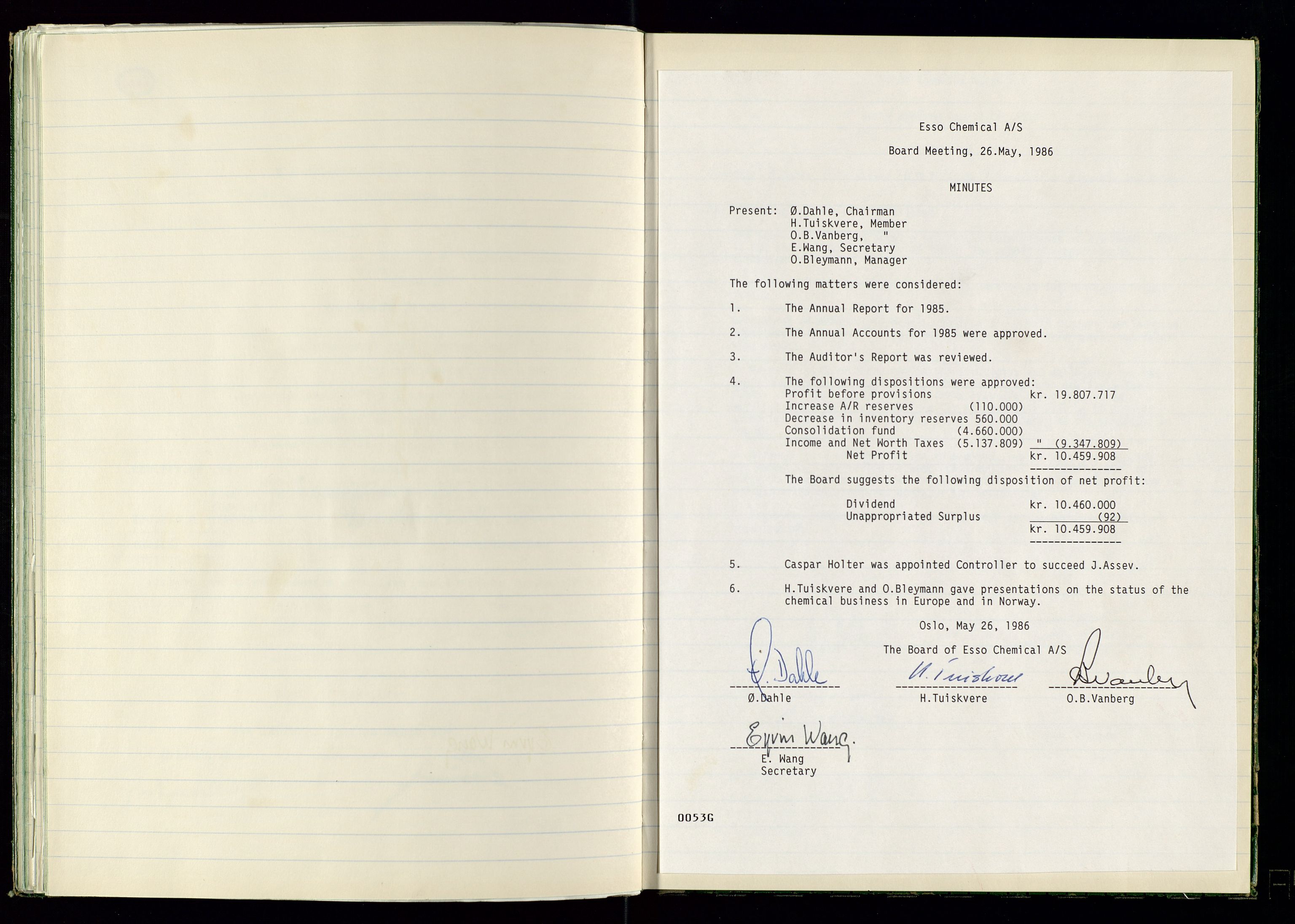 PA 1538 - Exxon Chemical Norge A/S, SAST/A-101958/A/Aa/L0001/0001: Generalforsamlinger og styreprotokoller / Styreprotokoll, 1966-1996