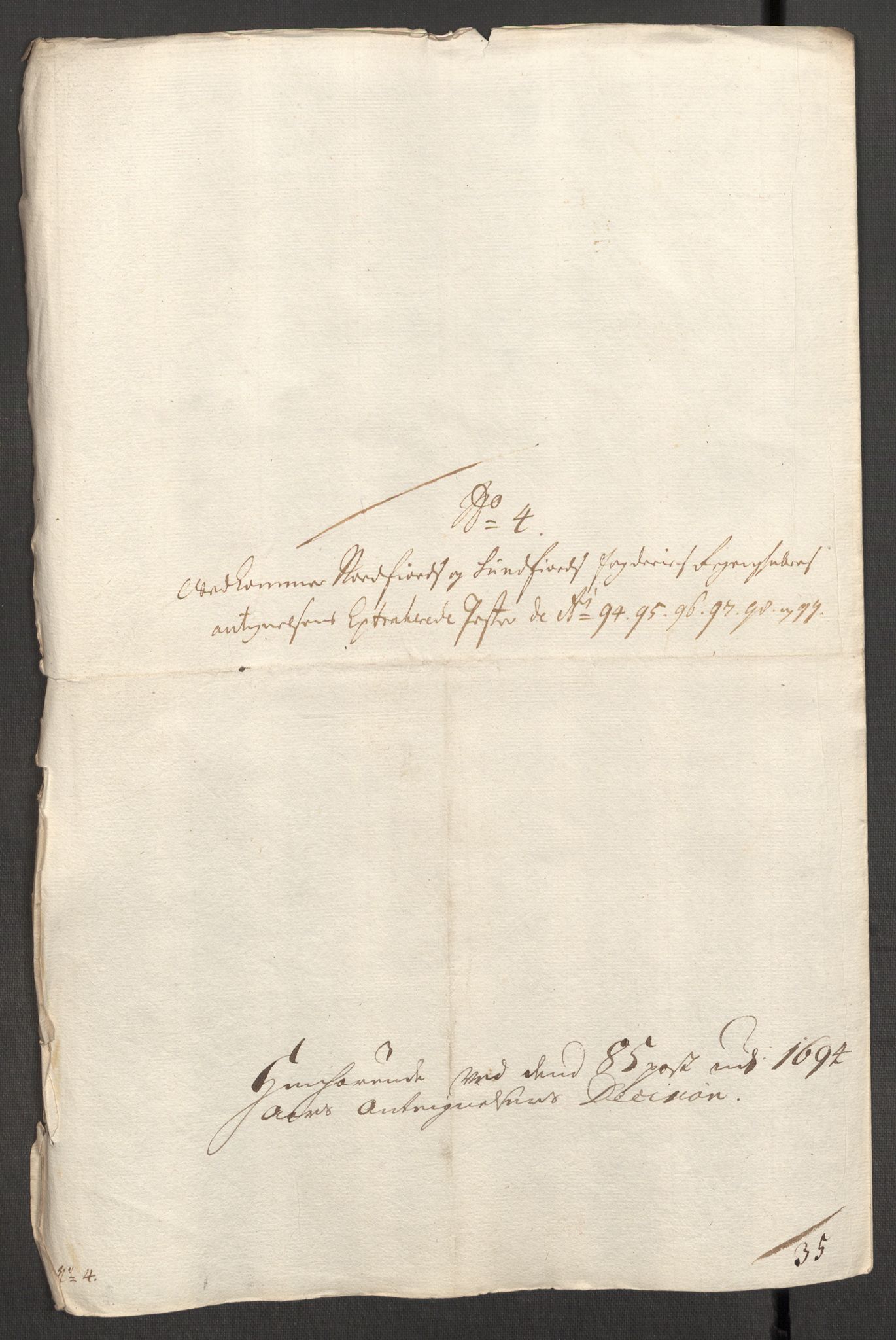 Rentekammeret inntil 1814, Reviderte regnskaper, Fogderegnskap, AV/RA-EA-4092/R53/L3424: Fogderegnskap Sunn- og Nordfjord, 1699, s. 563