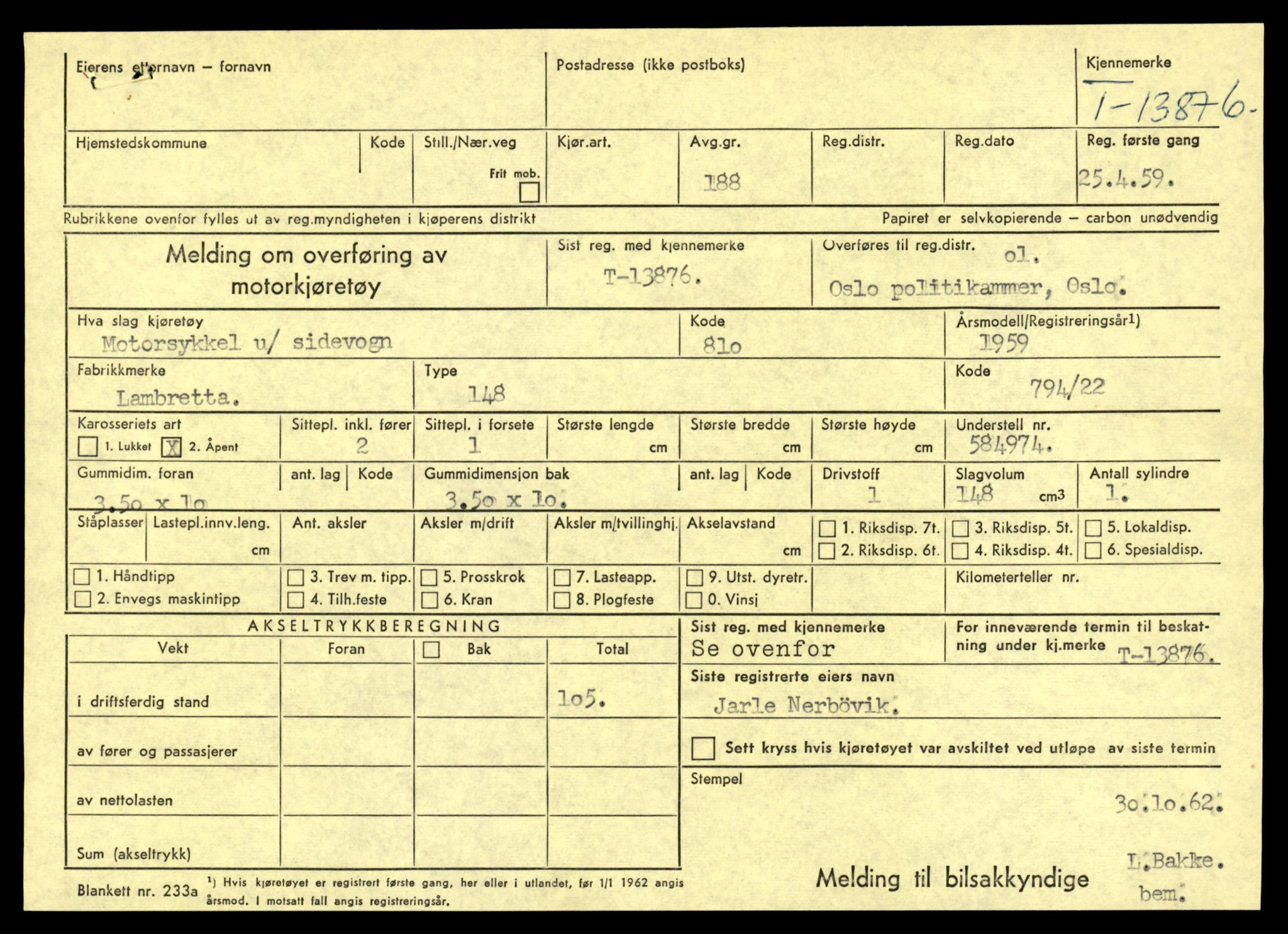 Møre og Romsdal vegkontor - Ålesund trafikkstasjon, AV/SAT-A-4099/F/Fe/L0041: Registreringskort for kjøretøy T 13710 - T 13905, 1927-1998, s. 2939