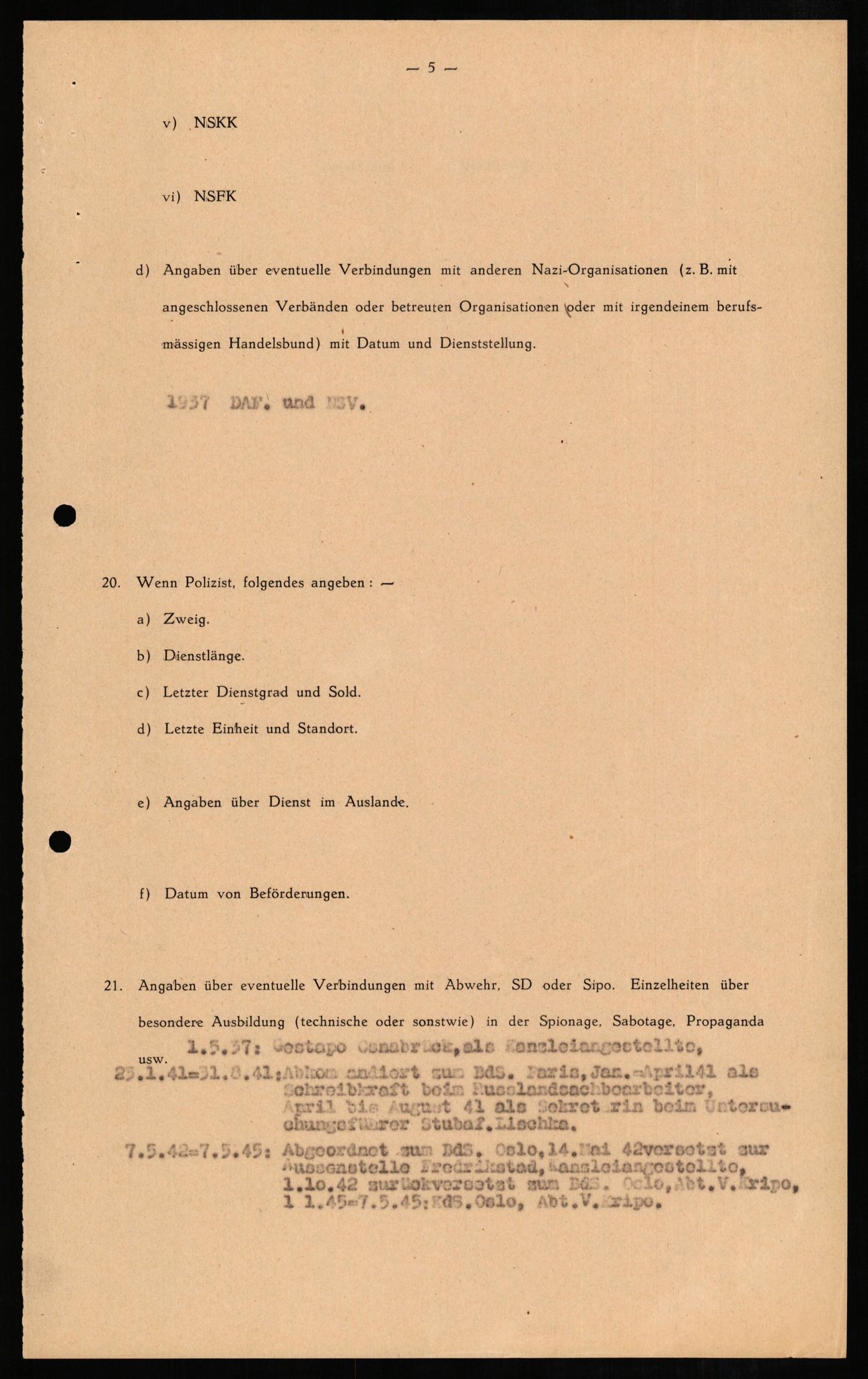 Forsvaret, Forsvarets overkommando II, RA/RAFA-3915/D/Db/L0010: CI Questionaires. Tyske okkupasjonsstyrker i Norge. Tyskere., 1945-1946, s. 217