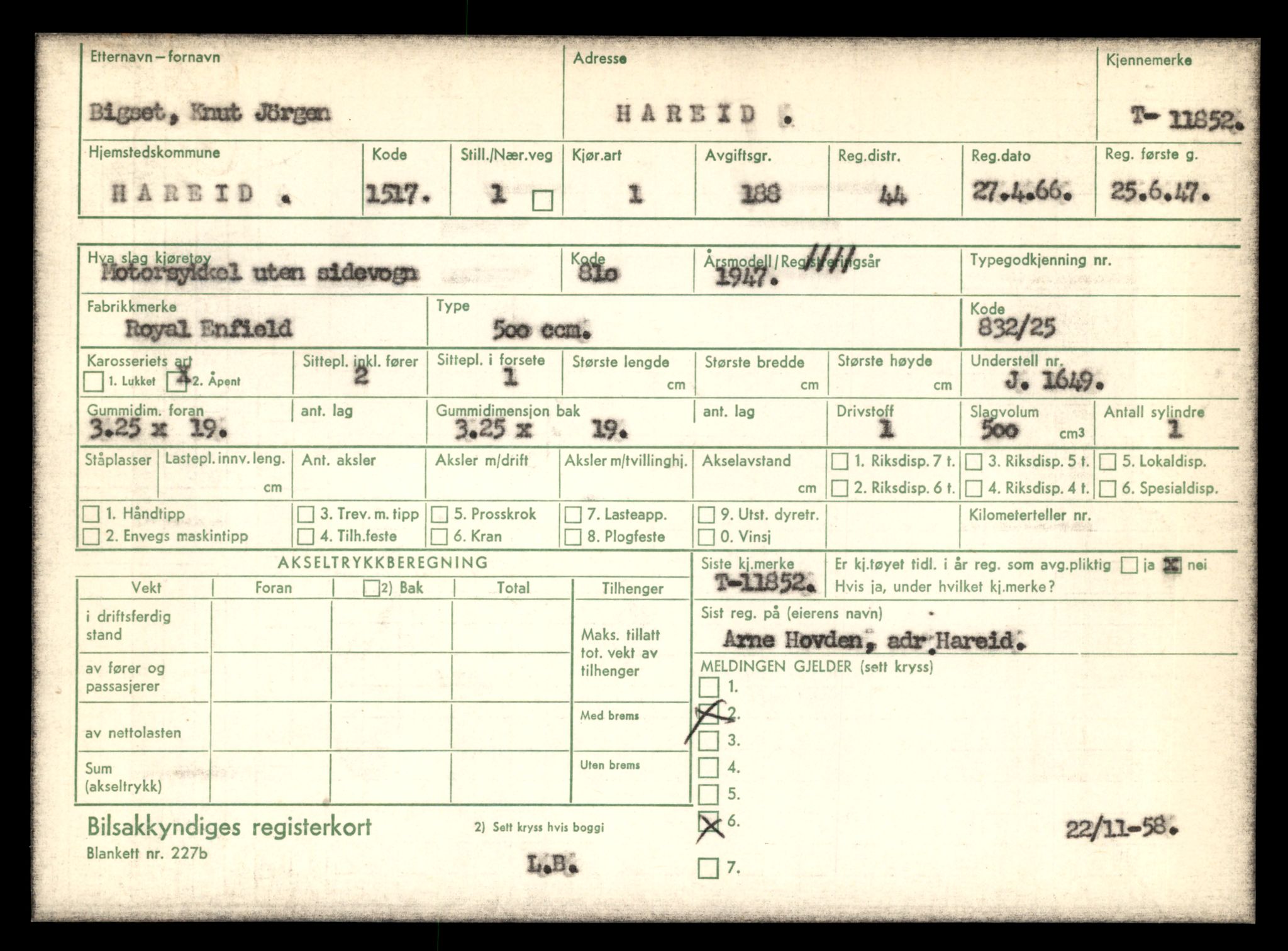 Møre og Romsdal vegkontor - Ålesund trafikkstasjon, AV/SAT-A-4099/F/Fe/L0031: Registreringskort for kjøretøy T 11800 - T 11996, 1927-1998, s. 953