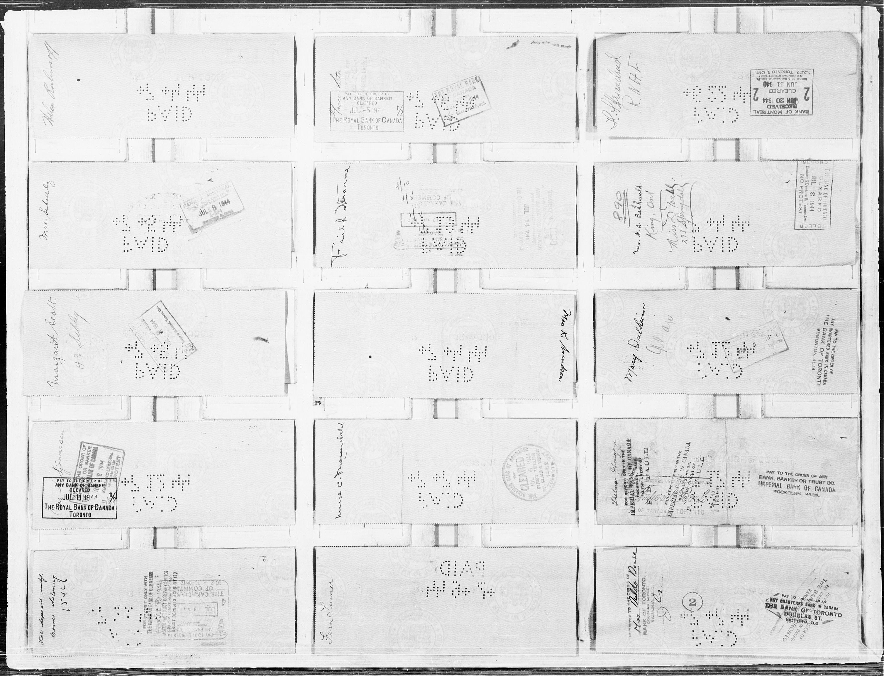 Forsvaret, Flyvåpnenes treningsleir 1940-1945, AV/RA-RAFA-3974/V/L0066: Sjekker.  F.T.L. lønningssjekker L-16 301 til L-21 238., 1940-1945