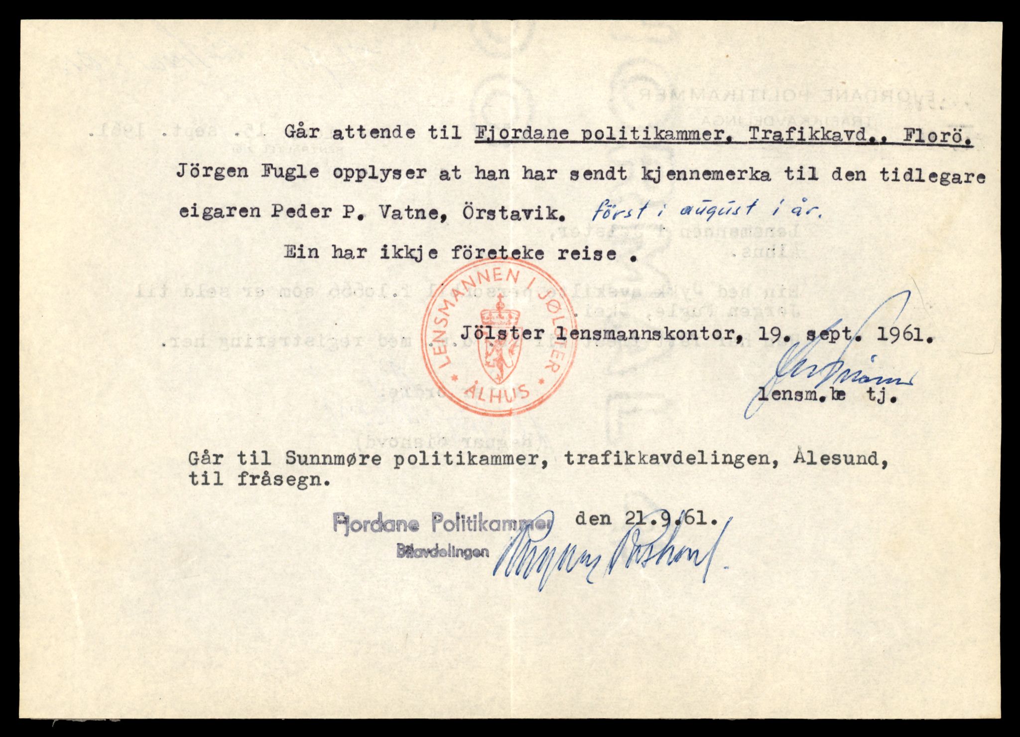 Møre og Romsdal vegkontor - Ålesund trafikkstasjon, AV/SAT-A-4099/F/Fe/L0022: Registreringskort for kjøretøy T 10584 - T 10694, 1927-1998, s. 2276
