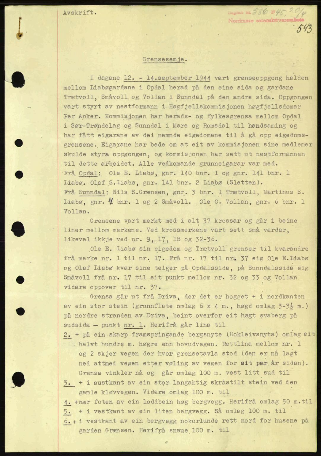 Nordmøre sorenskriveri, SAT/A-4132/1/2/2Ca: Pantebok nr. A99, 1945-1945, Dagboknr: 586/1945