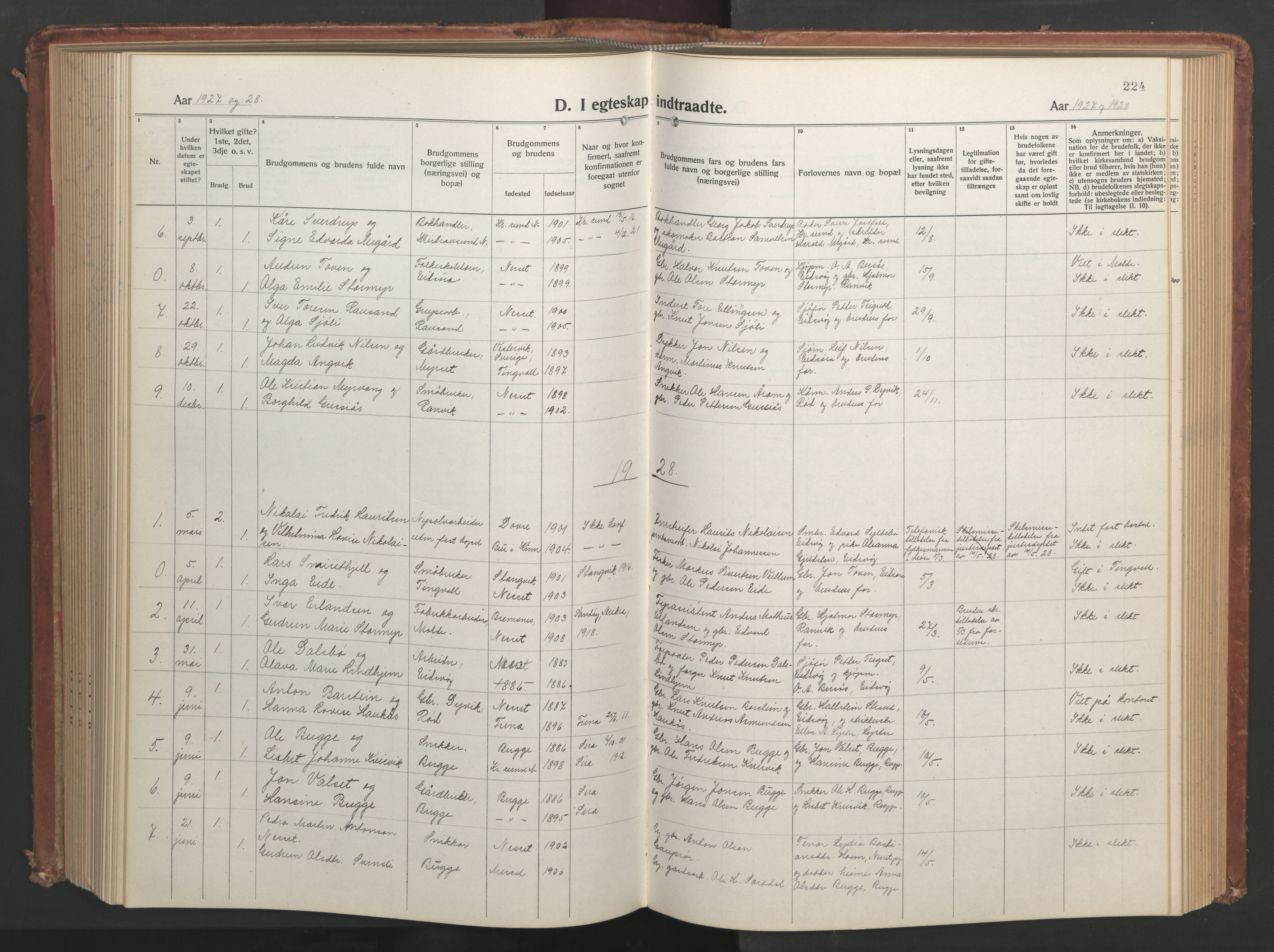 Ministerialprotokoller, klokkerbøker og fødselsregistre - Møre og Romsdal, SAT/A-1454/551/L0633: Klokkerbok nr. 551C05, 1921-1961, s. 224