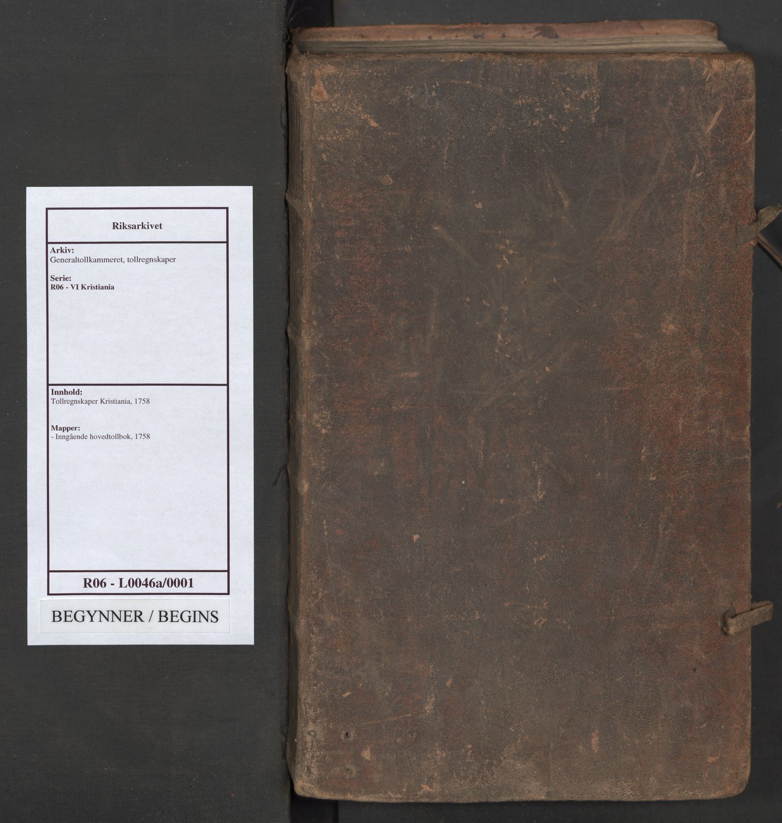 Generaltollkammeret, tollregnskaper, AV/RA-EA-5490/R06/L0046a/0001: Tollregnskaper Kristiania / Inngående hovedtollbok, 1758