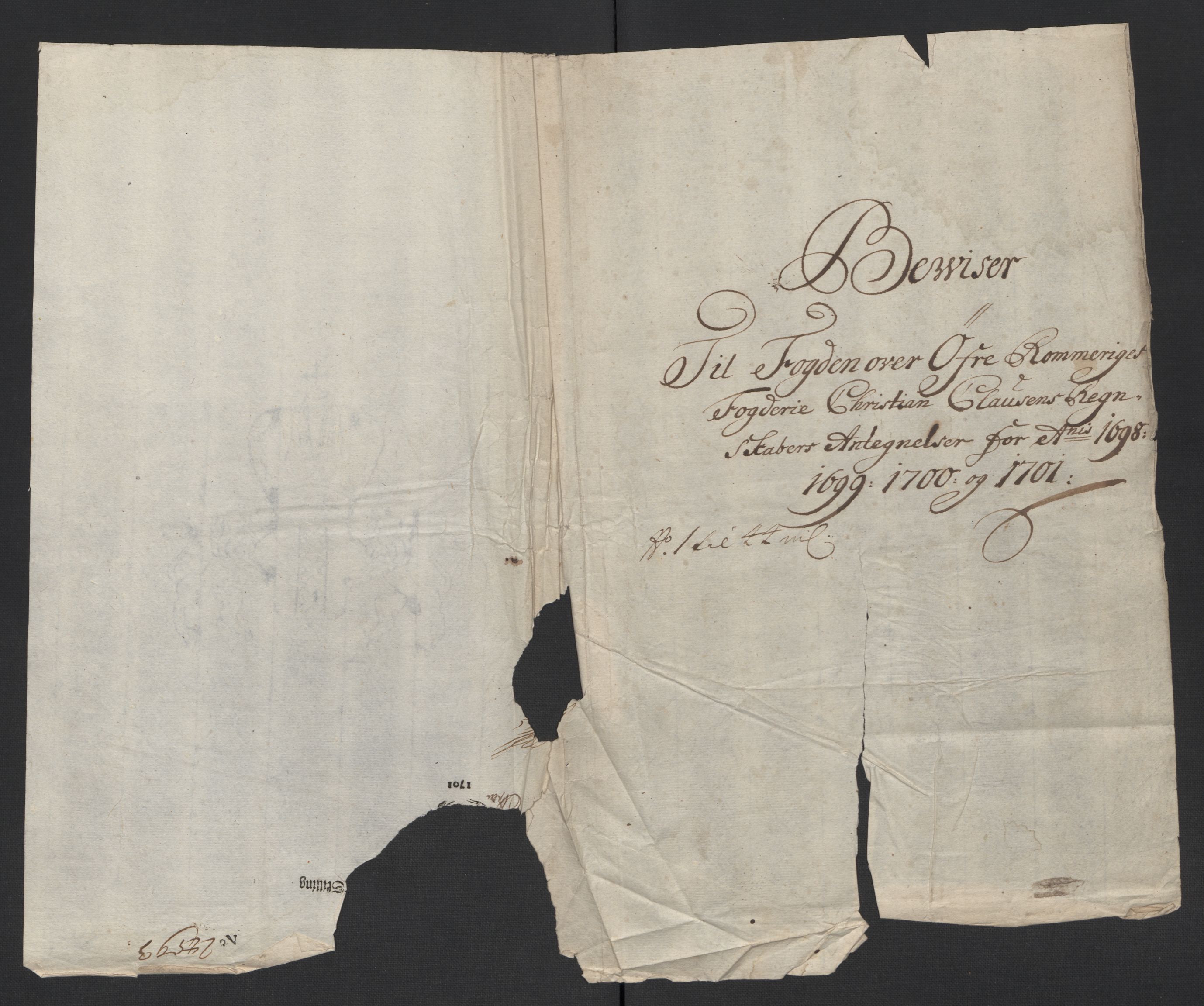 Rentekammeret inntil 1814, Reviderte regnskaper, Fogderegnskap, AV/RA-EA-4092/R12/L0715: Fogderegnskap Øvre Romerike, 1698-1701, s. 3