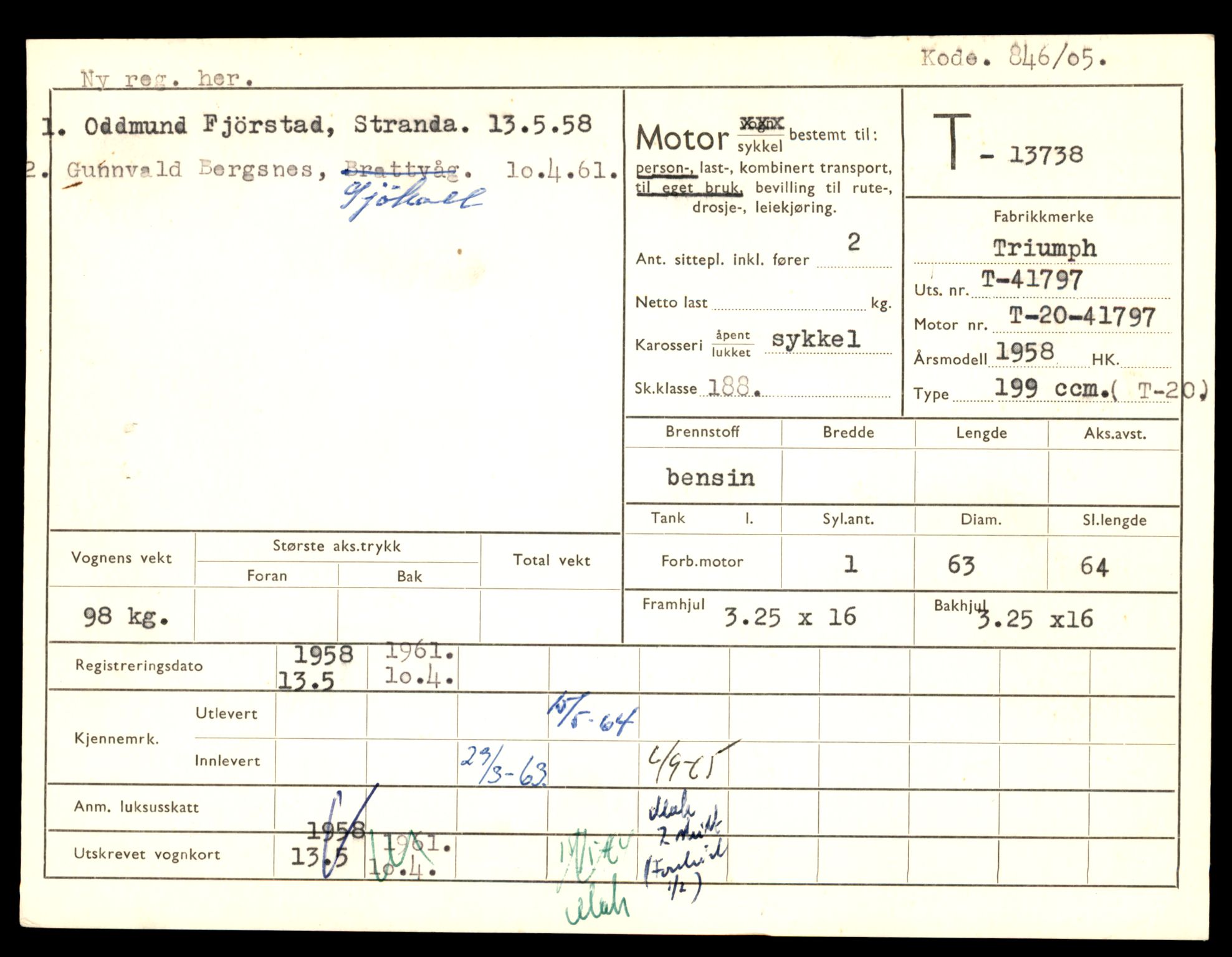 Møre og Romsdal vegkontor - Ålesund trafikkstasjon, AV/SAT-A-4099/F/Fe/L0041: Registreringskort for kjøretøy T 13710 - T 13905, 1927-1998, s. 499