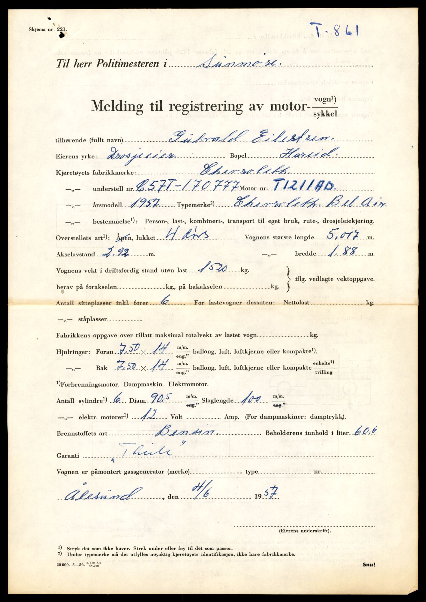 Møre og Romsdal vegkontor - Ålesund trafikkstasjon, AV/SAT-A-4099/F/Fe/L0008: Registreringskort for kjøretøy T 747 - T 894, 1927-1998, s. 2588