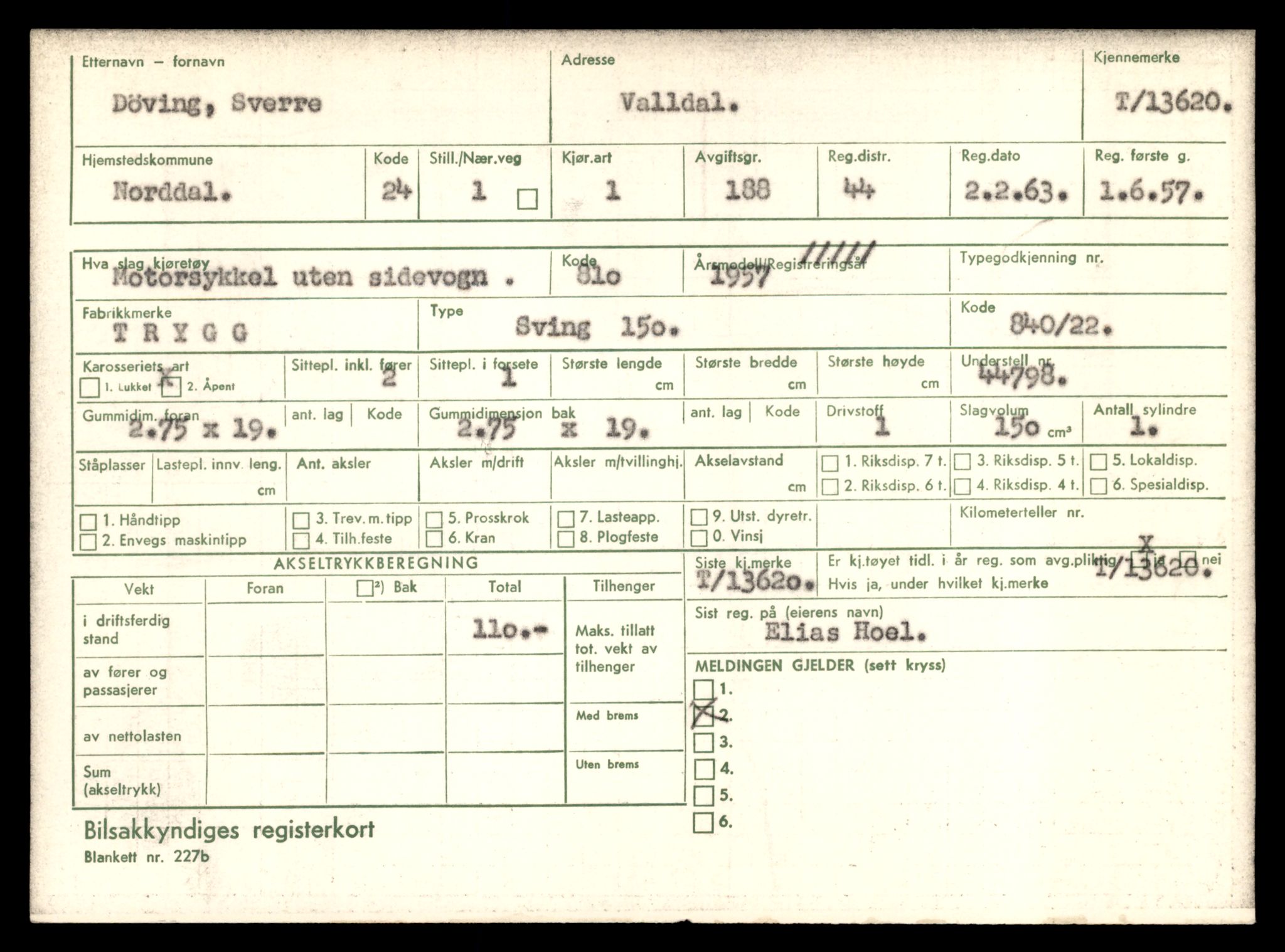 Møre og Romsdal vegkontor - Ålesund trafikkstasjon, AV/SAT-A-4099/F/Fe/L0040: Registreringskort for kjøretøy T 13531 - T 13709, 1927-1998, s. 1583