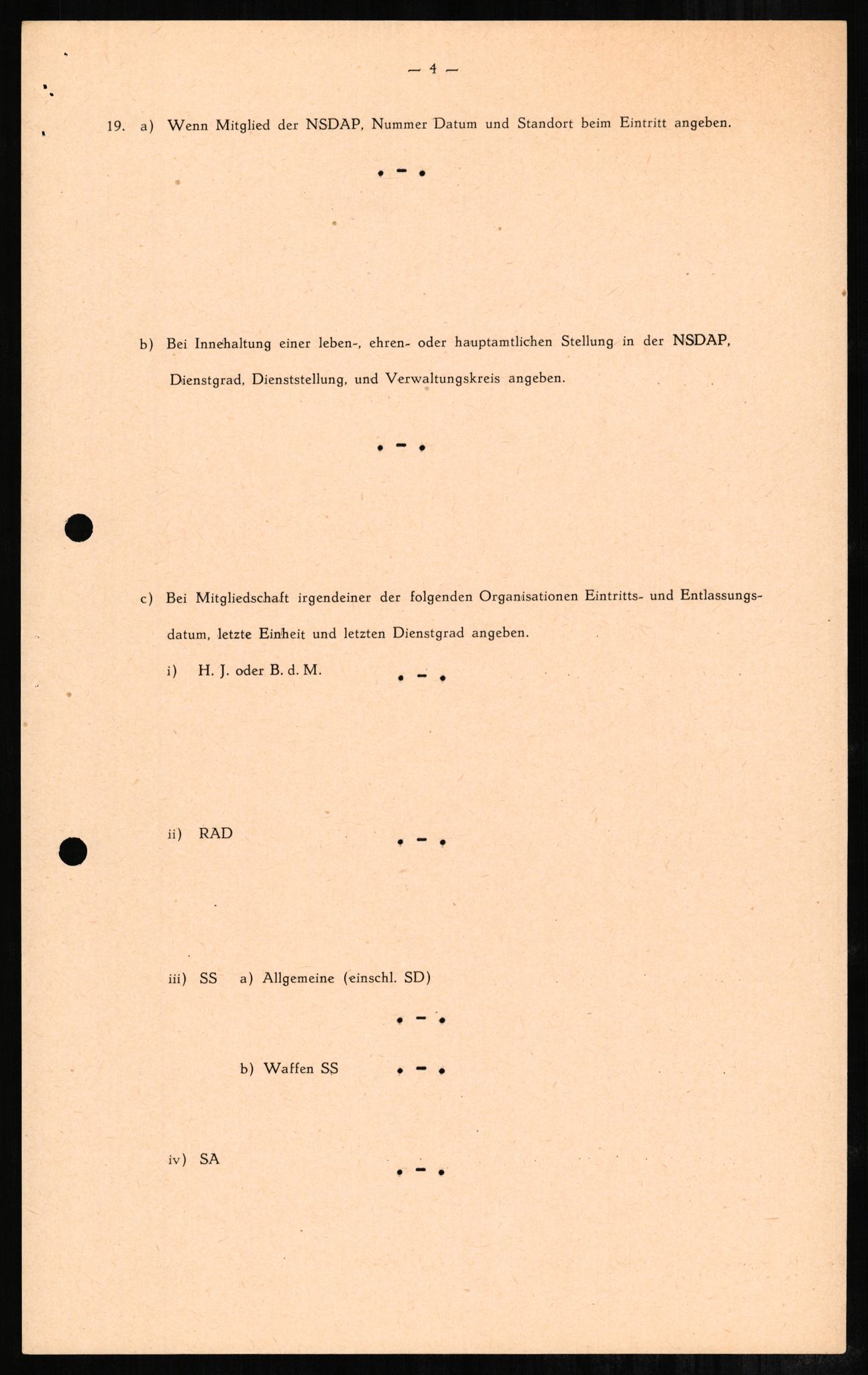 Forsvaret, Forsvarets overkommando II, AV/RA-RAFA-3915/D/Db/L0001: CI Questionaires. Tyske okkupasjonsstyrker i Norge. Tyskere., 1945-1946, s. 250