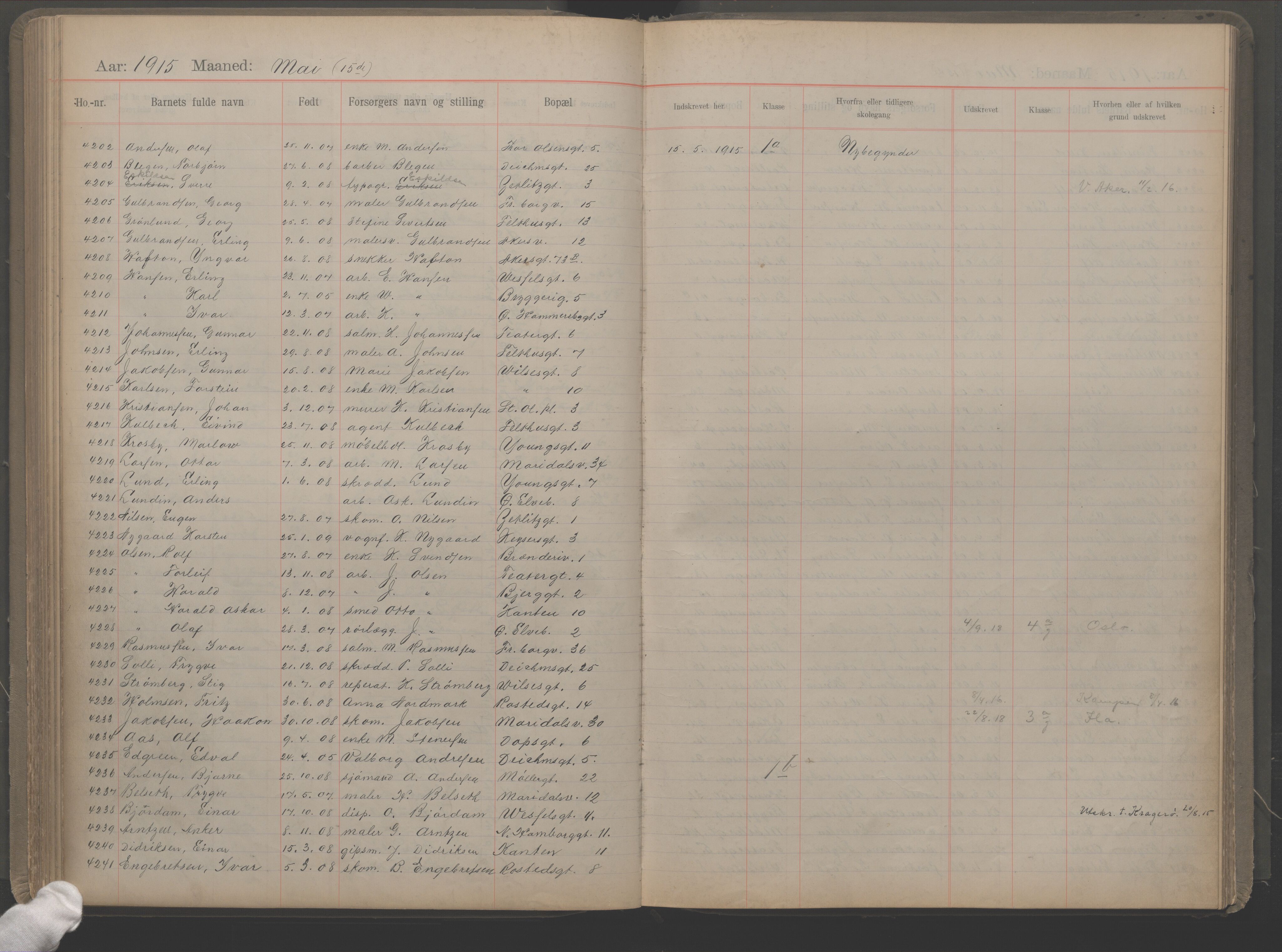 Møllergata skole, OBA/A-20129/F/Fa/L0002: Ut-/innskrivningsprotokoll, 1907-1932, s. 110