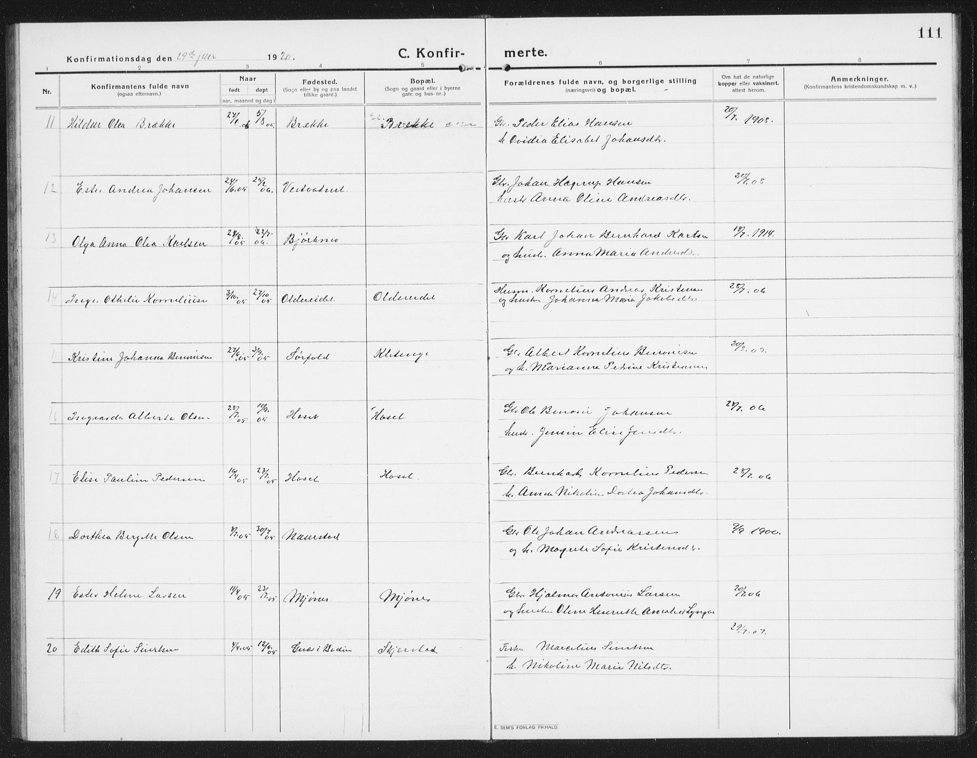 Ministerialprotokoller, klokkerbøker og fødselsregistre - Nordland, AV/SAT-A-1459/852/L0757: Klokkerbok nr. 852C08, 1916-1934, s. 111