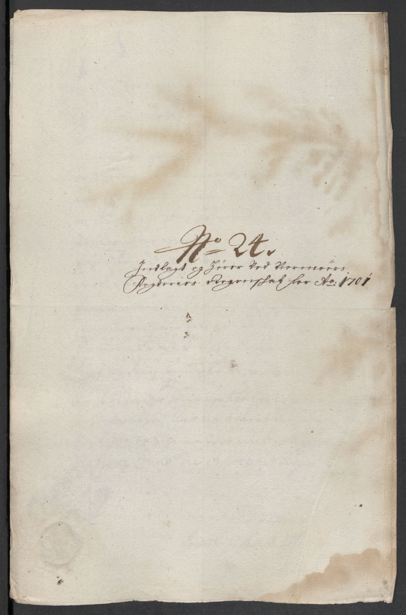 Rentekammeret inntil 1814, Reviderte regnskaper, Fogderegnskap, RA/EA-4092/R56/L3739: Fogderegnskap Nordmøre, 1700-1702, s. 303