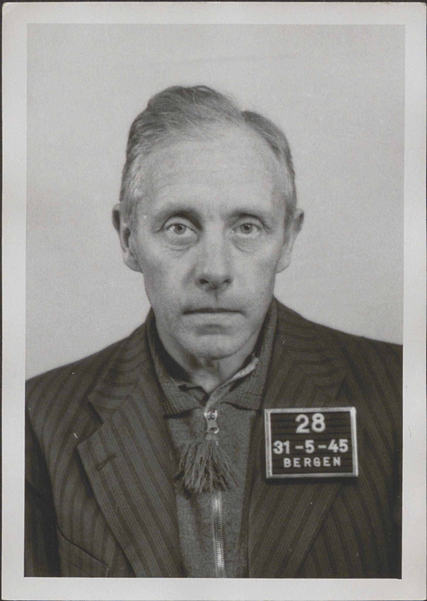 Bergen politikammer / politidistrikt, SAB/A-60401/Y/Yc/Ycd/L0004: Personfoto - landsvikere etc, 1945-1947, s. 23