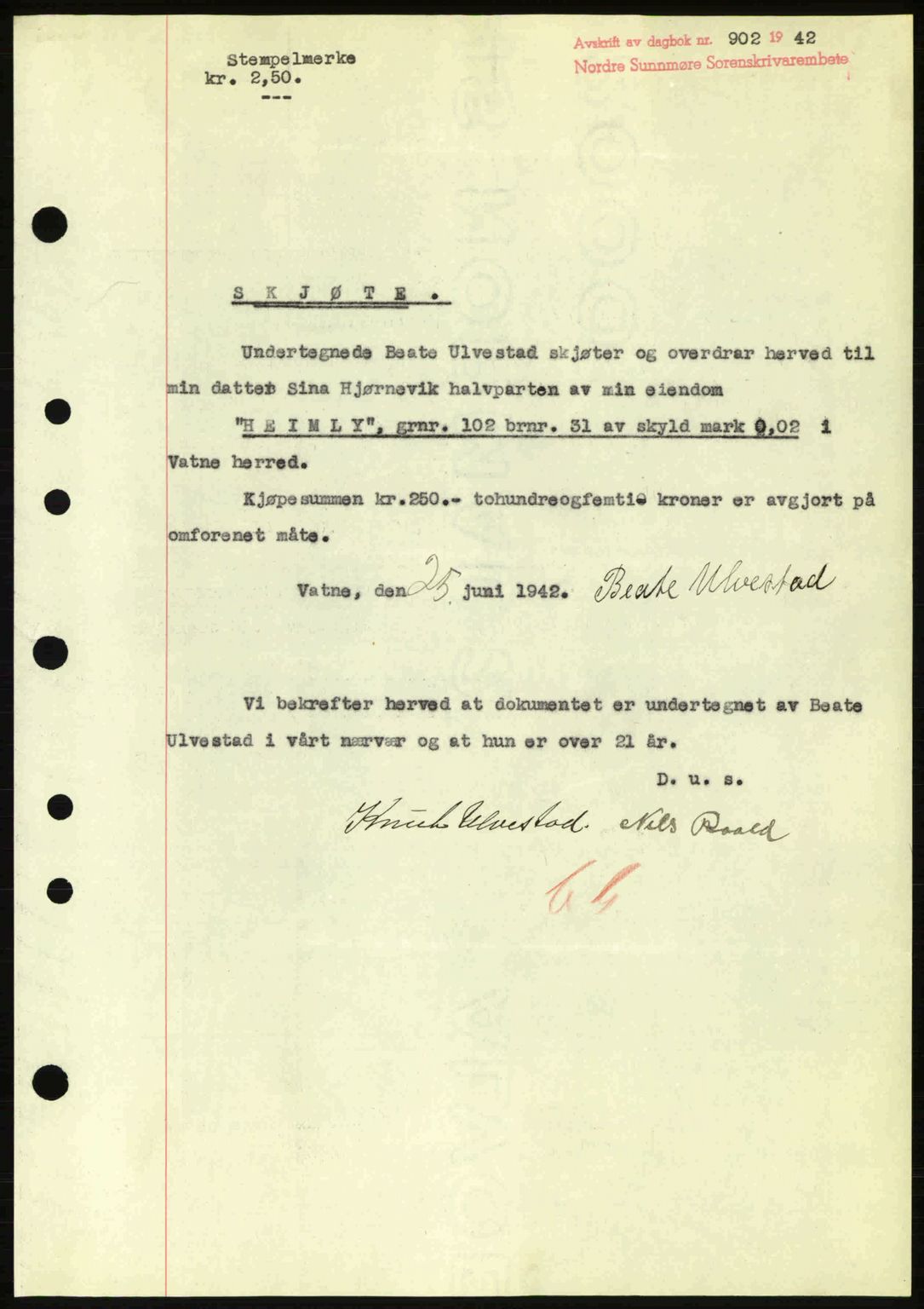 Nordre Sunnmøre sorenskriveri, SAT/A-0006/1/2/2C/2Ca: Pantebok nr. A13, 1942-1942, Dagboknr: 902/1942
