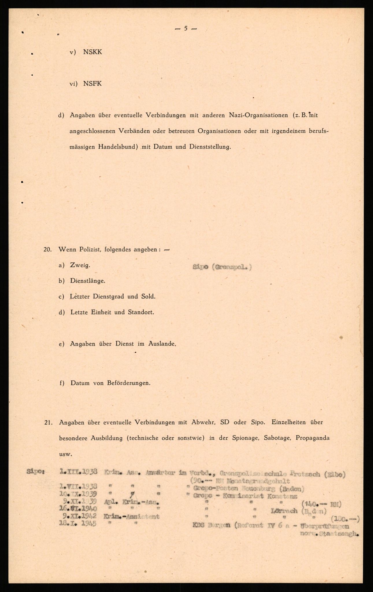 Forsvaret, Forsvarets overkommando II, AV/RA-RAFA-3915/D/Db/L0032: CI Questionaires. Tyske okkupasjonsstyrker i Norge. Tyskere., 1945-1946, s. 452