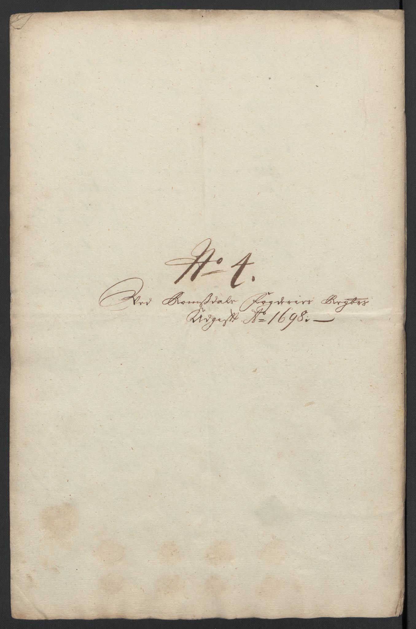 Rentekammeret inntil 1814, Reviderte regnskaper, Fogderegnskap, RA/EA-4092/R55/L3653: Fogderegnskap Romsdal, 1697-1698, s. 370