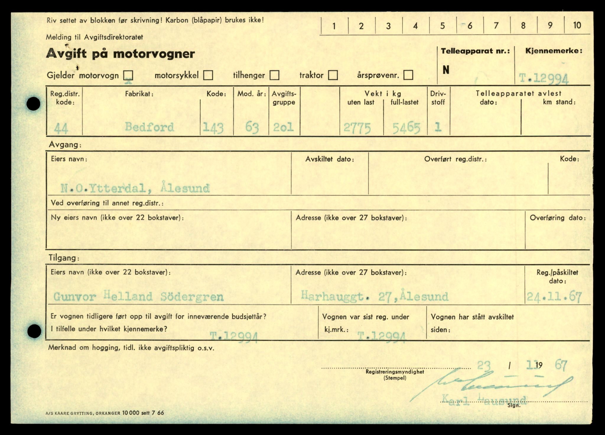 Møre og Romsdal vegkontor - Ålesund trafikkstasjon, AV/SAT-A-4099/F/Fe/L0036: Registreringskort for kjøretøy T 12831 - T 13030, 1927-1998, s. 2387