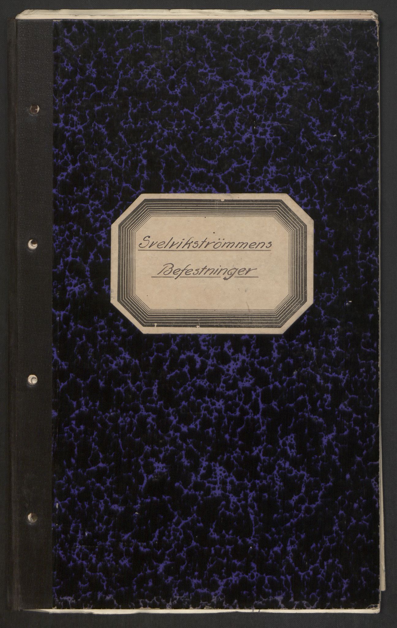 Forsvaret, Ingeniørvåpenets bygningsavdeling, AV/RA-RAFA-1832/F/Fd/L0022/0001: -- / Svelvikstrømmens befestninger. Inventarium, 1908-1926, s. 1