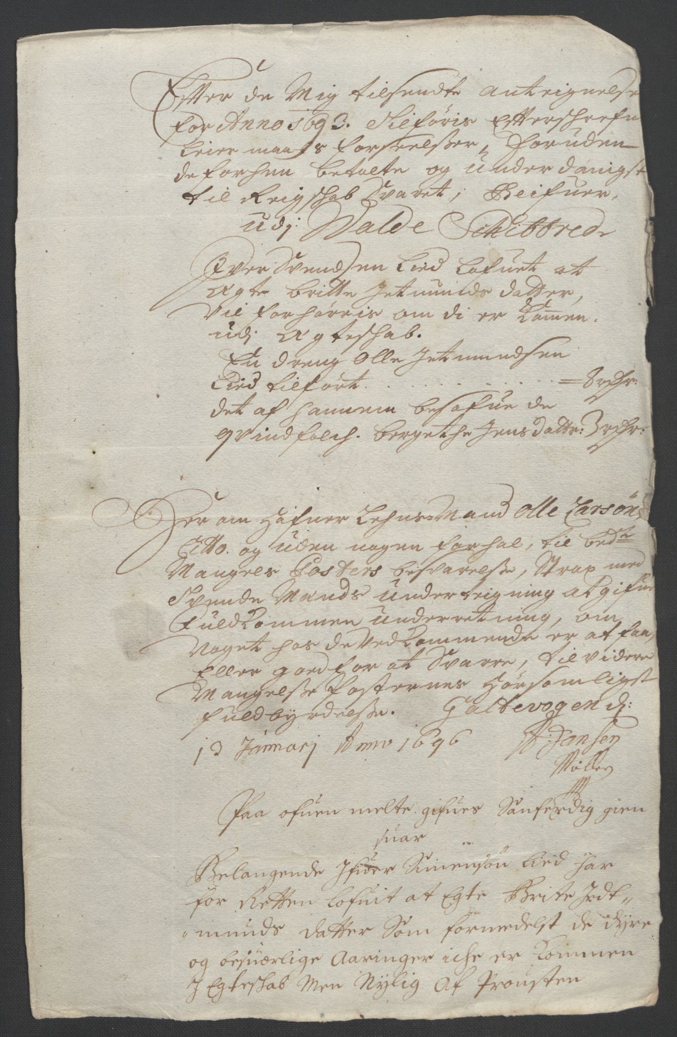 Rentekammeret inntil 1814, Reviderte regnskaper, Fogderegnskap, AV/RA-EA-4092/R54/L3554: Fogderegnskap Sunnmøre, 1691-1693, s. 501