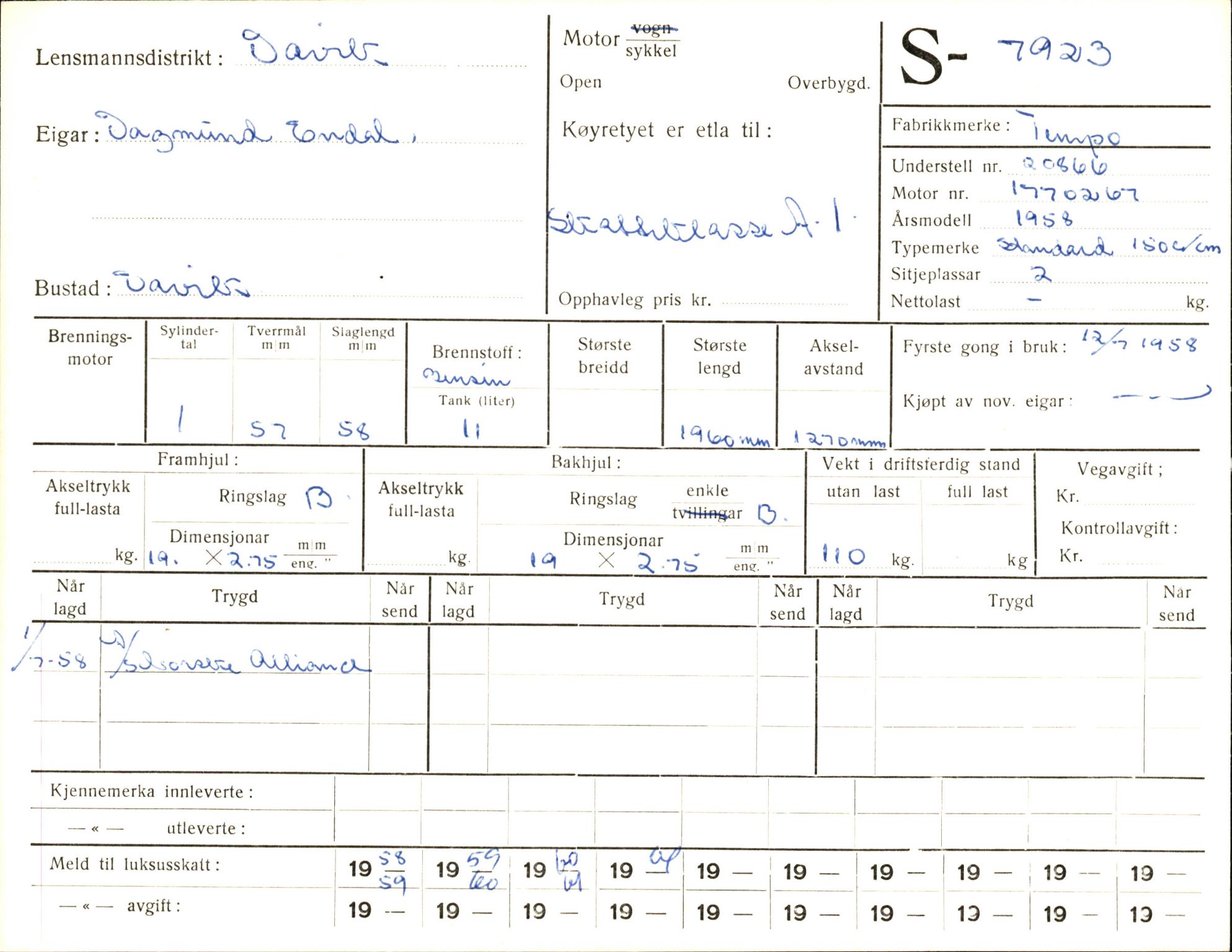 Statens vegvesen, Sogn og Fjordane vegkontor, AV/SAB-A-5301/4/F/L0005: Registerkort utmeldte Fjordane S7900-8299, 1930-1961, s. 38