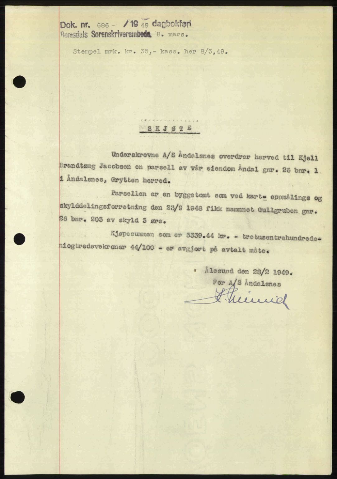Romsdal sorenskriveri, SAT/A-4149/1/2/2C: Pantebok nr. A29, 1949-1949, Dagboknr: 686/1949