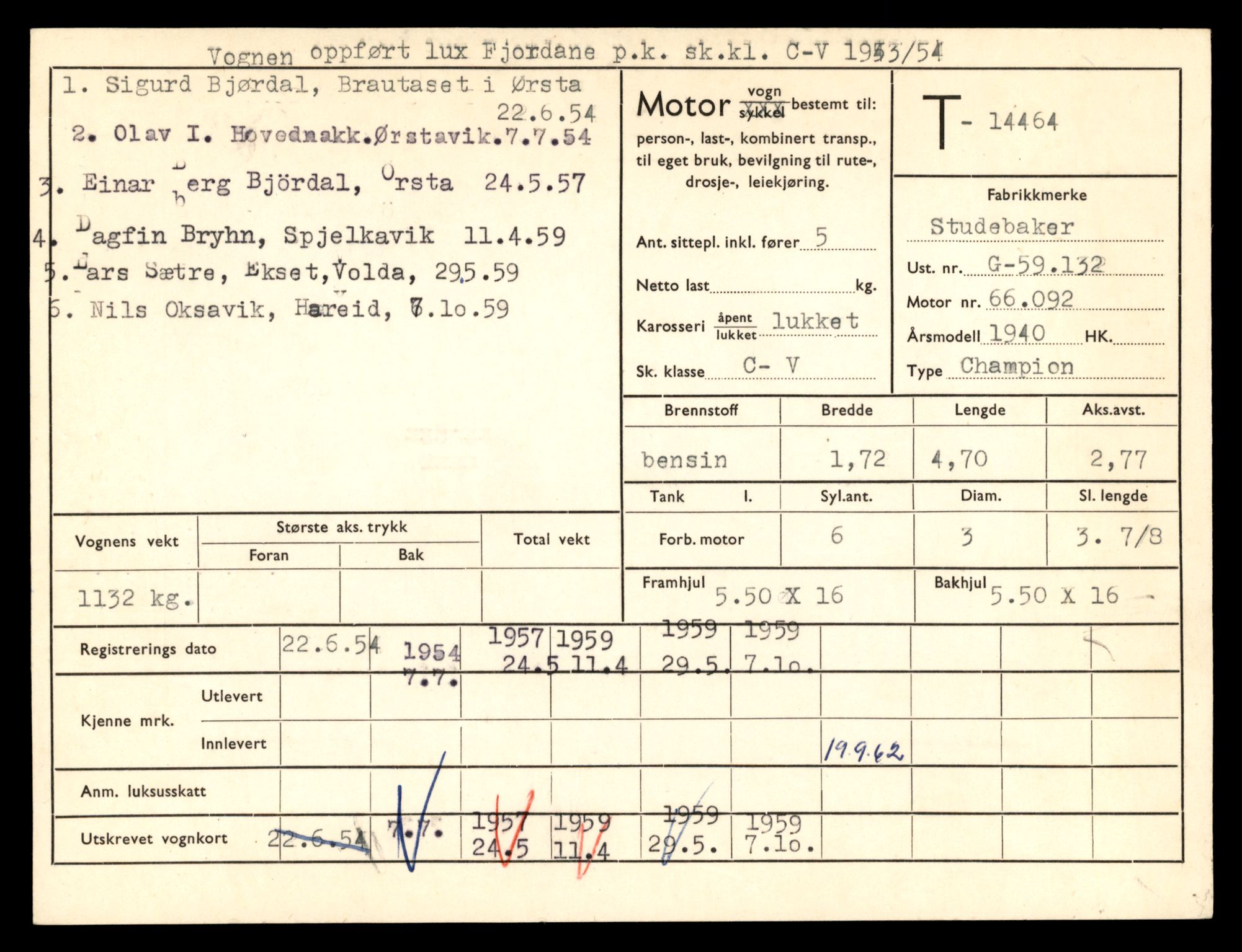 Møre og Romsdal vegkontor - Ålesund trafikkstasjon, AV/SAT-A-4099/F/Fe/L0046: Registreringskort for kjøretøy T 14445 - T 14579, 1927-1998